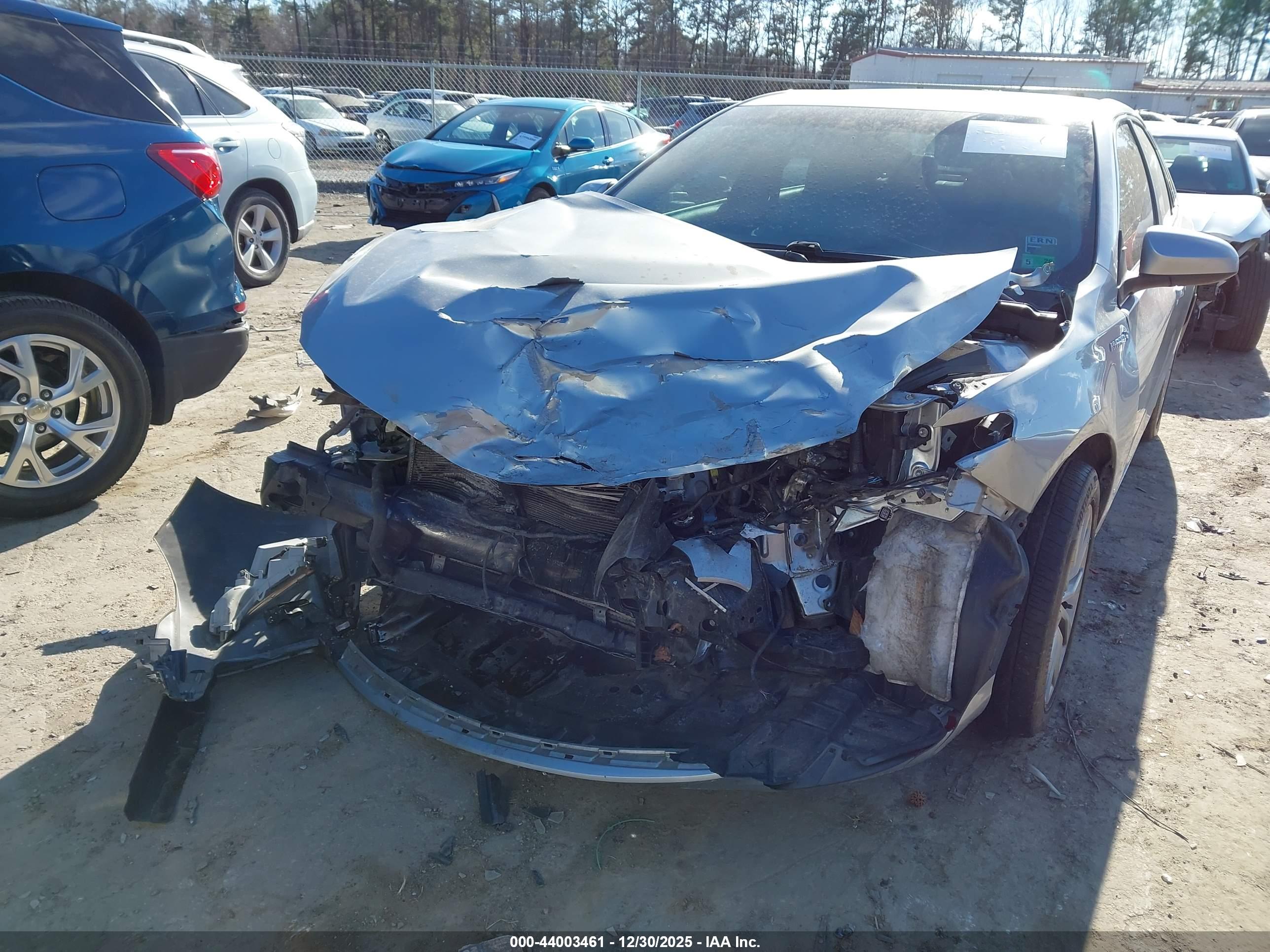 TOYOTA CAMRY image 6
