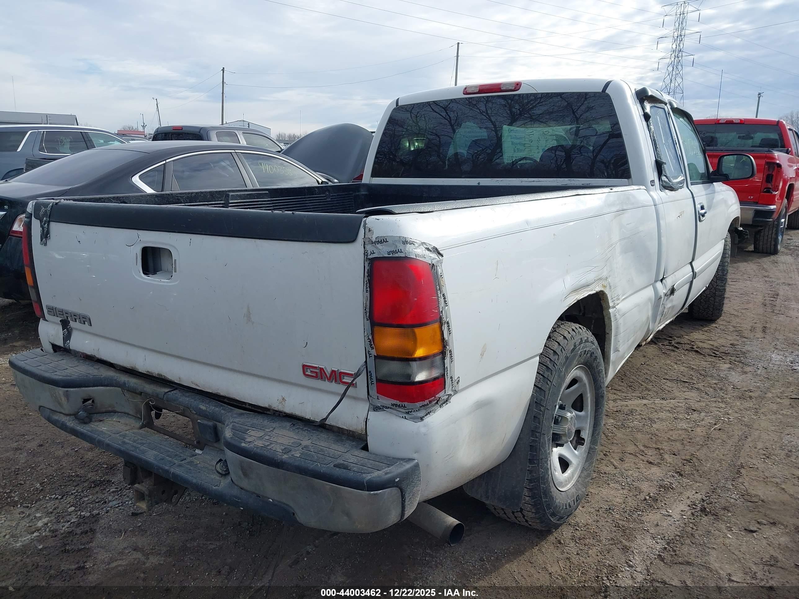 GMC SIERRA image 4
