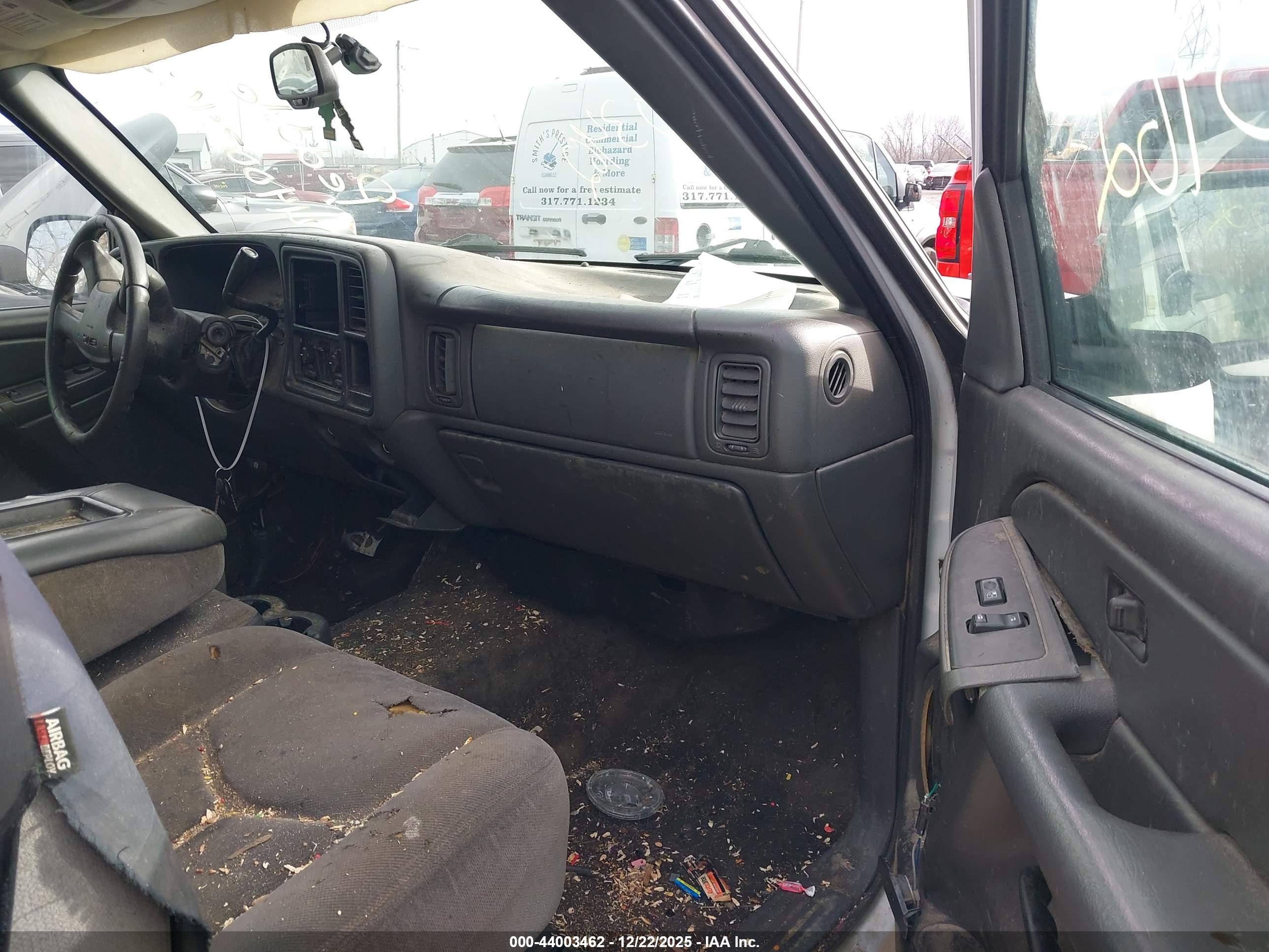 GMC SIERRA image 5