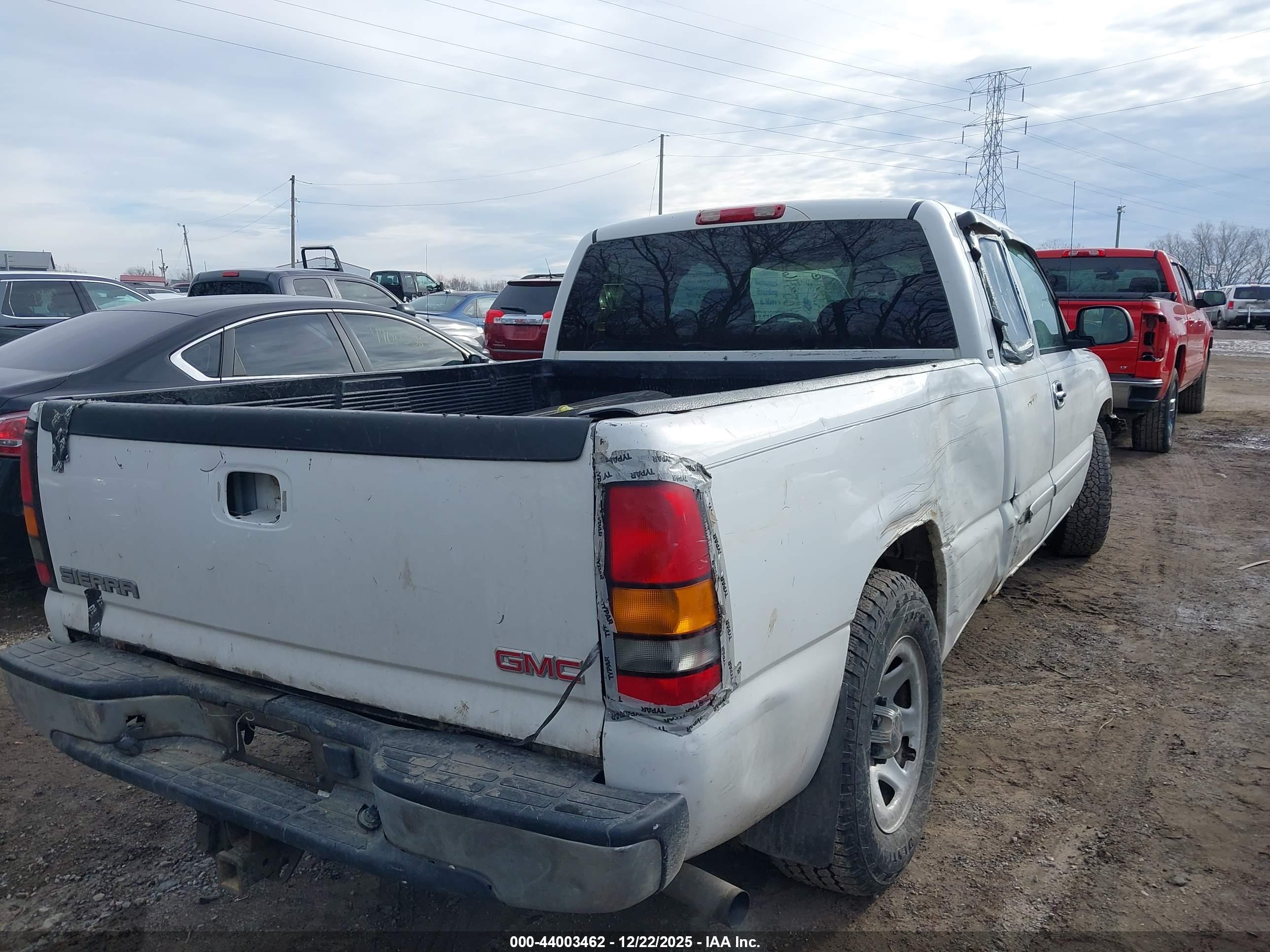 GMC SIERRA image 6