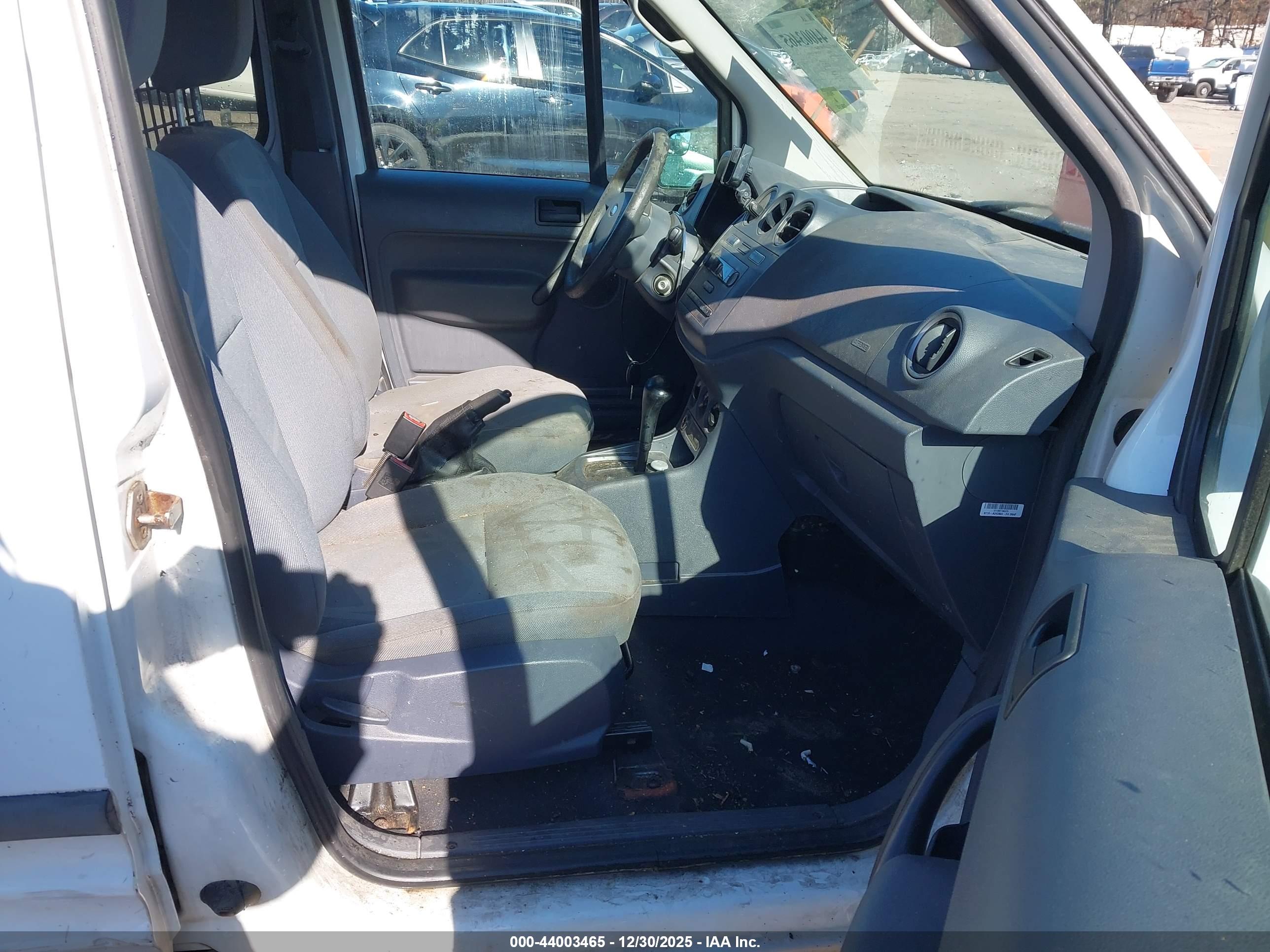 FORD TRANSIT image 5
