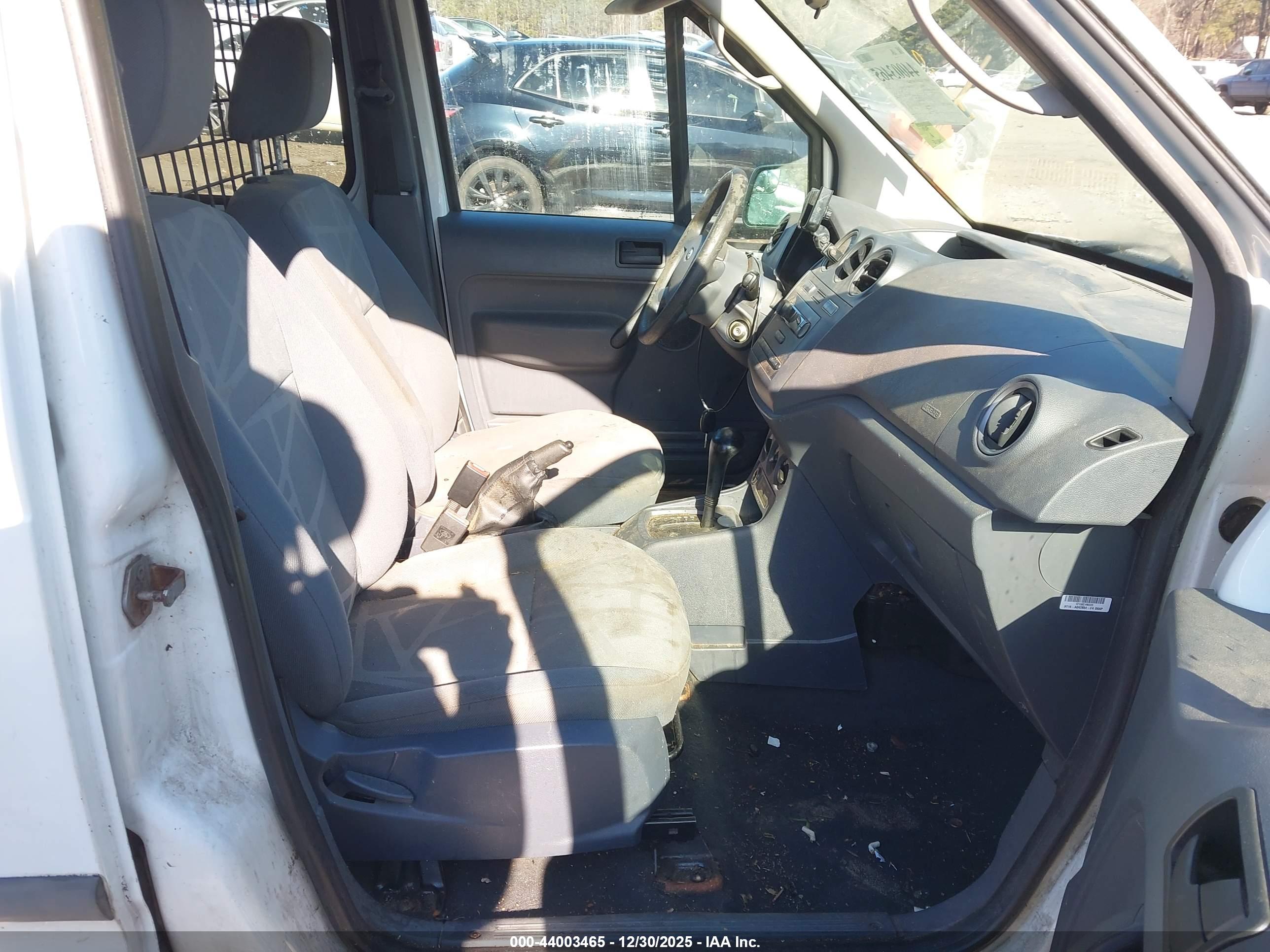 FORD TRANSIT image 8
