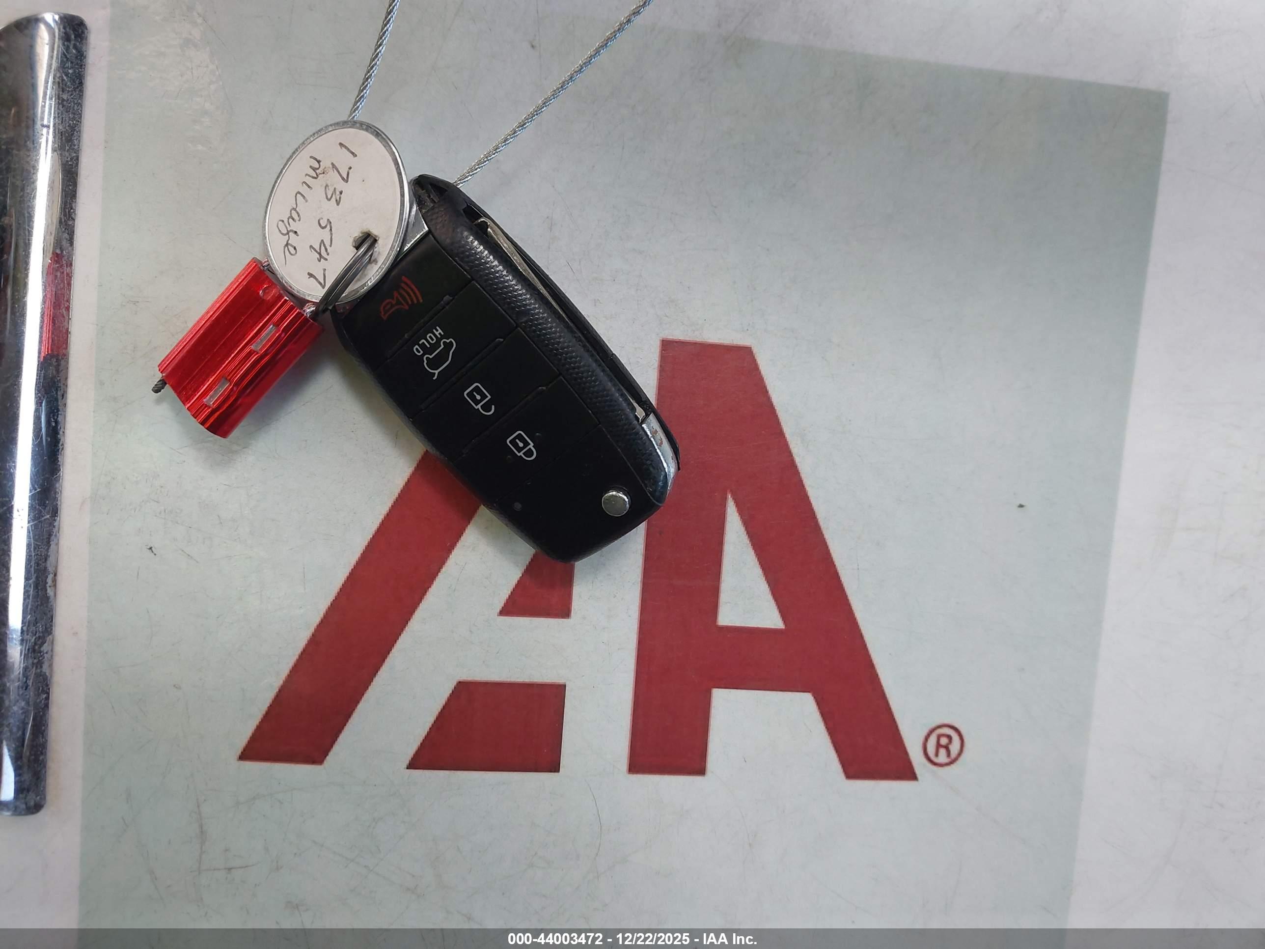 KIA SPORTAGE image 11