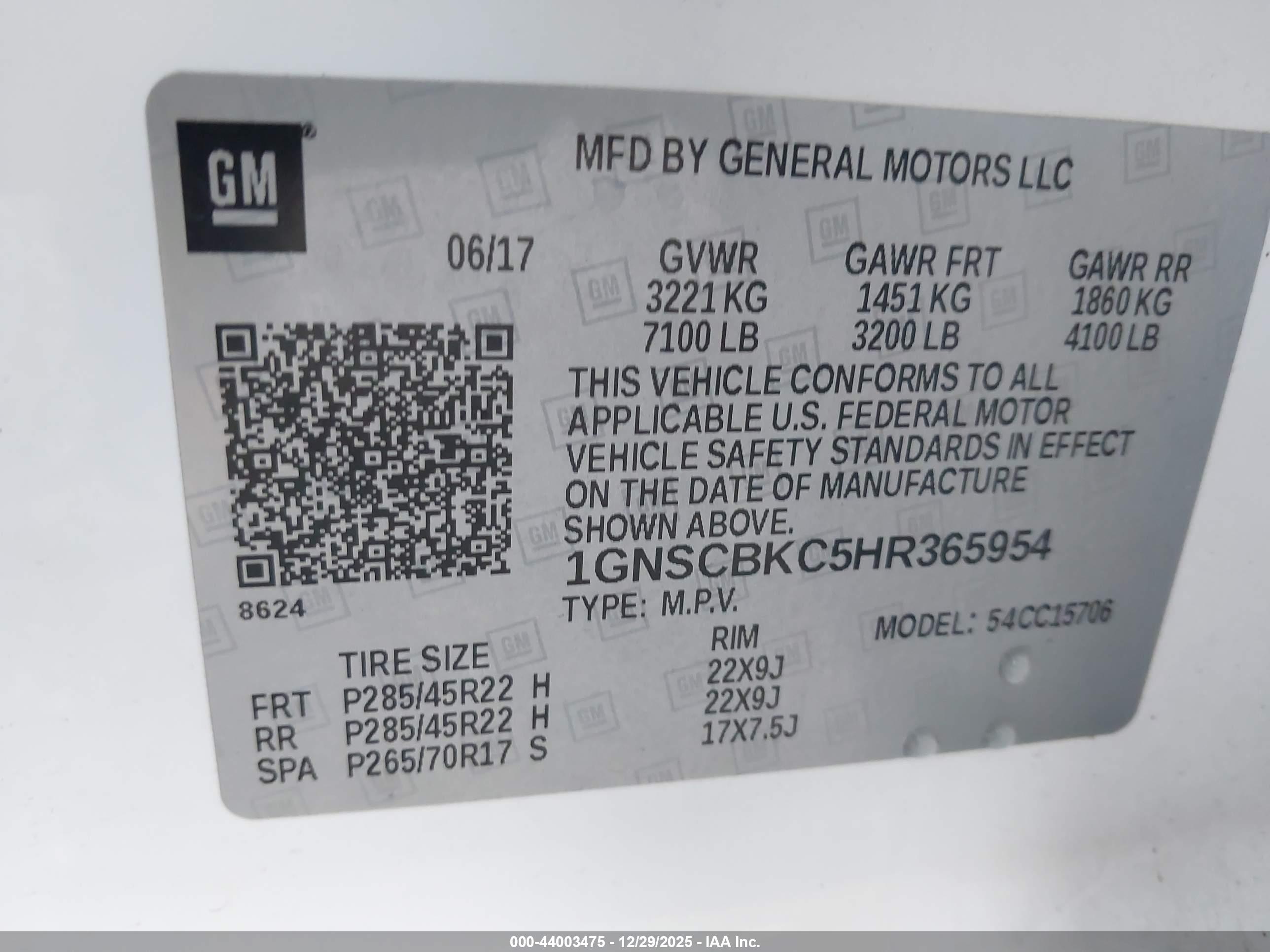 CHEVROLET TAHOE image 9