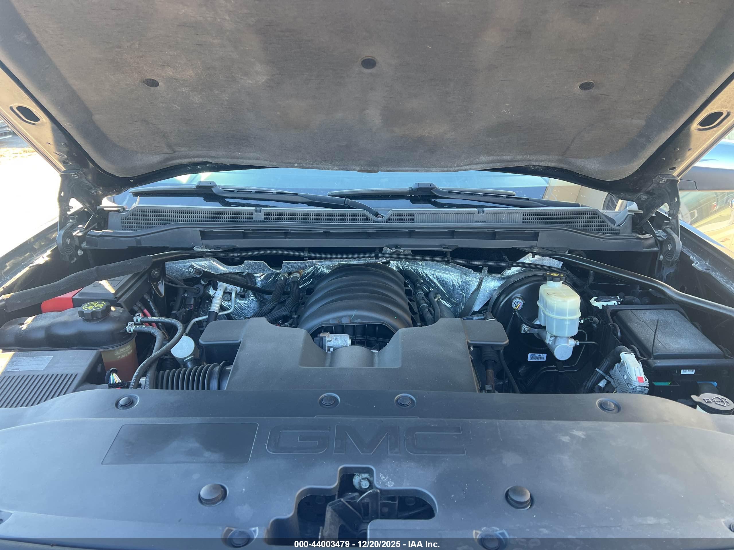 GMC SIERRA image 10