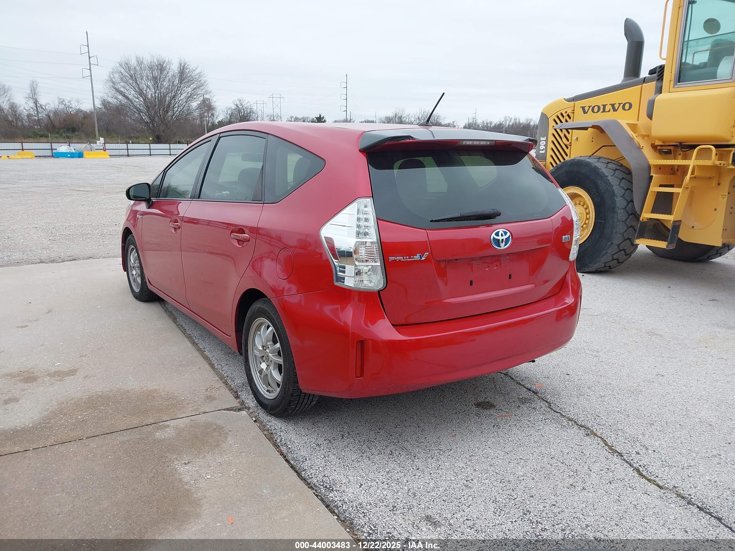 TOYOTA PRIUS image 3