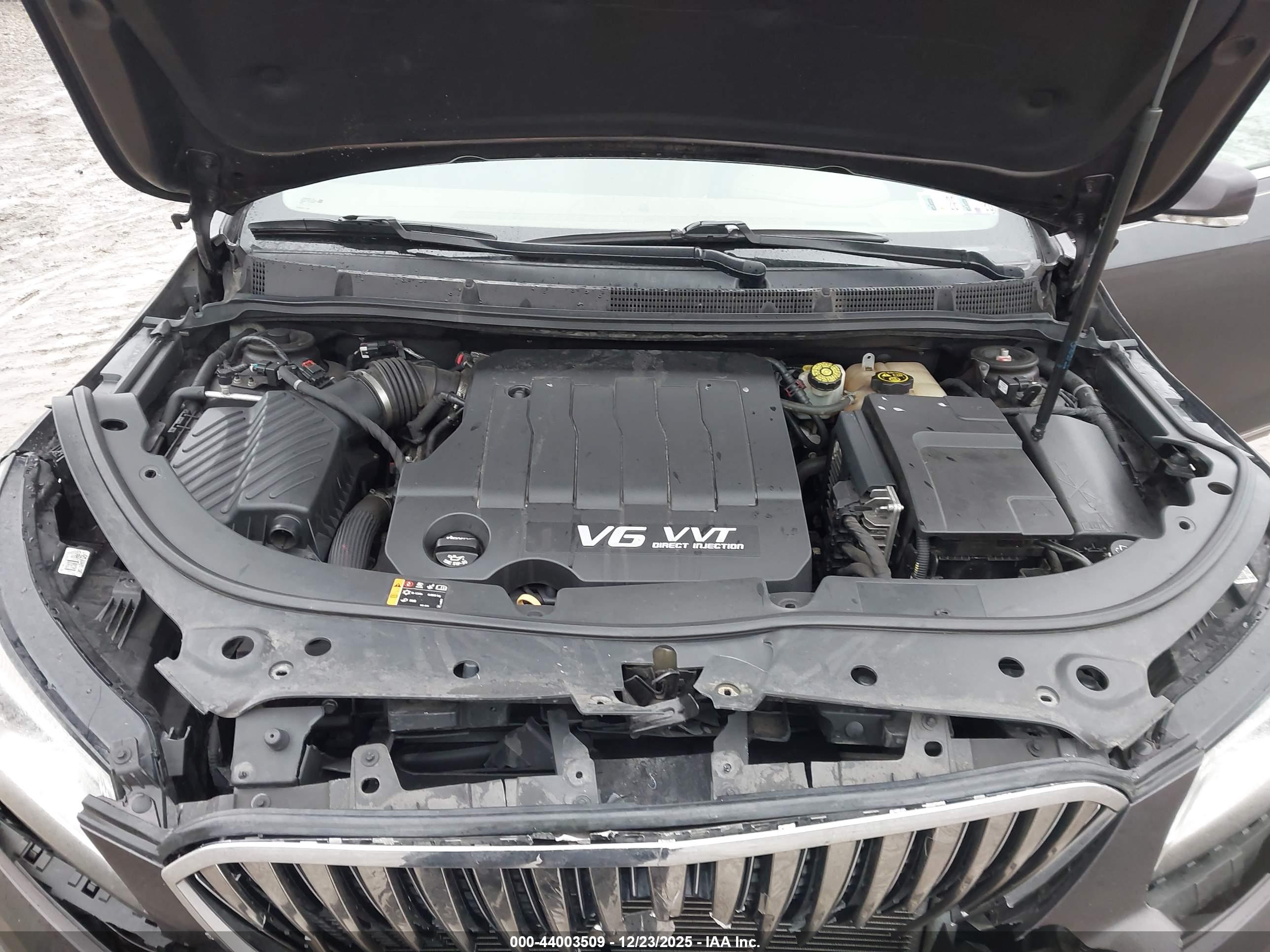 BUICK LACROSSE image 10