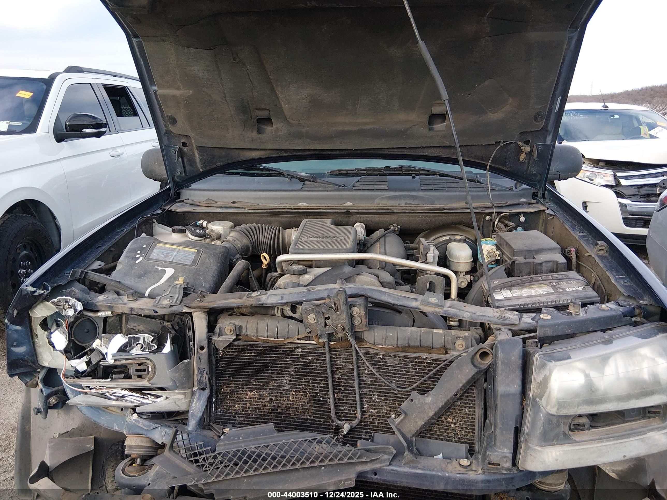 CHEVROLET TRAILBLAZER image 10