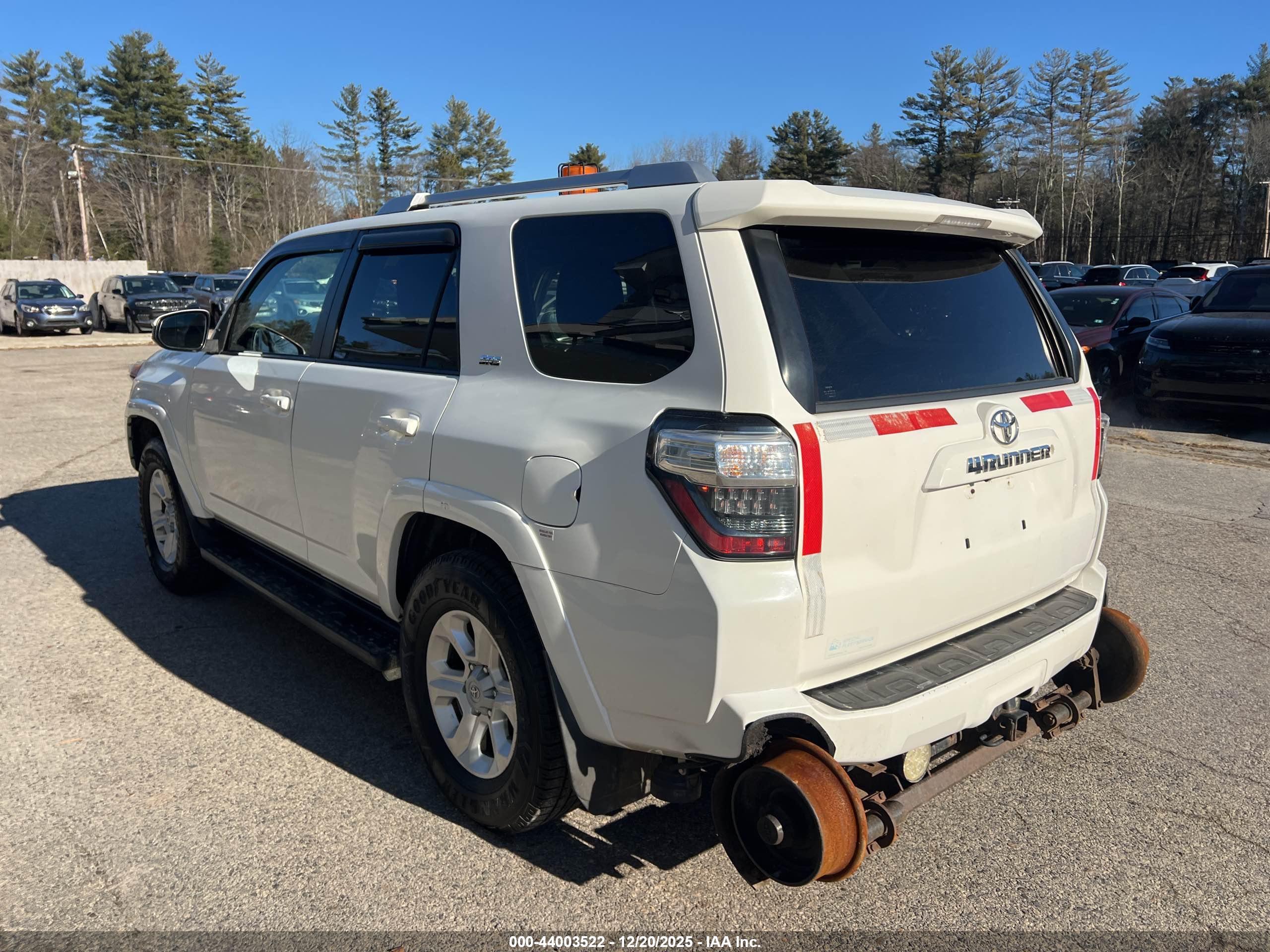 TOYOTA 4RUNNER image 3