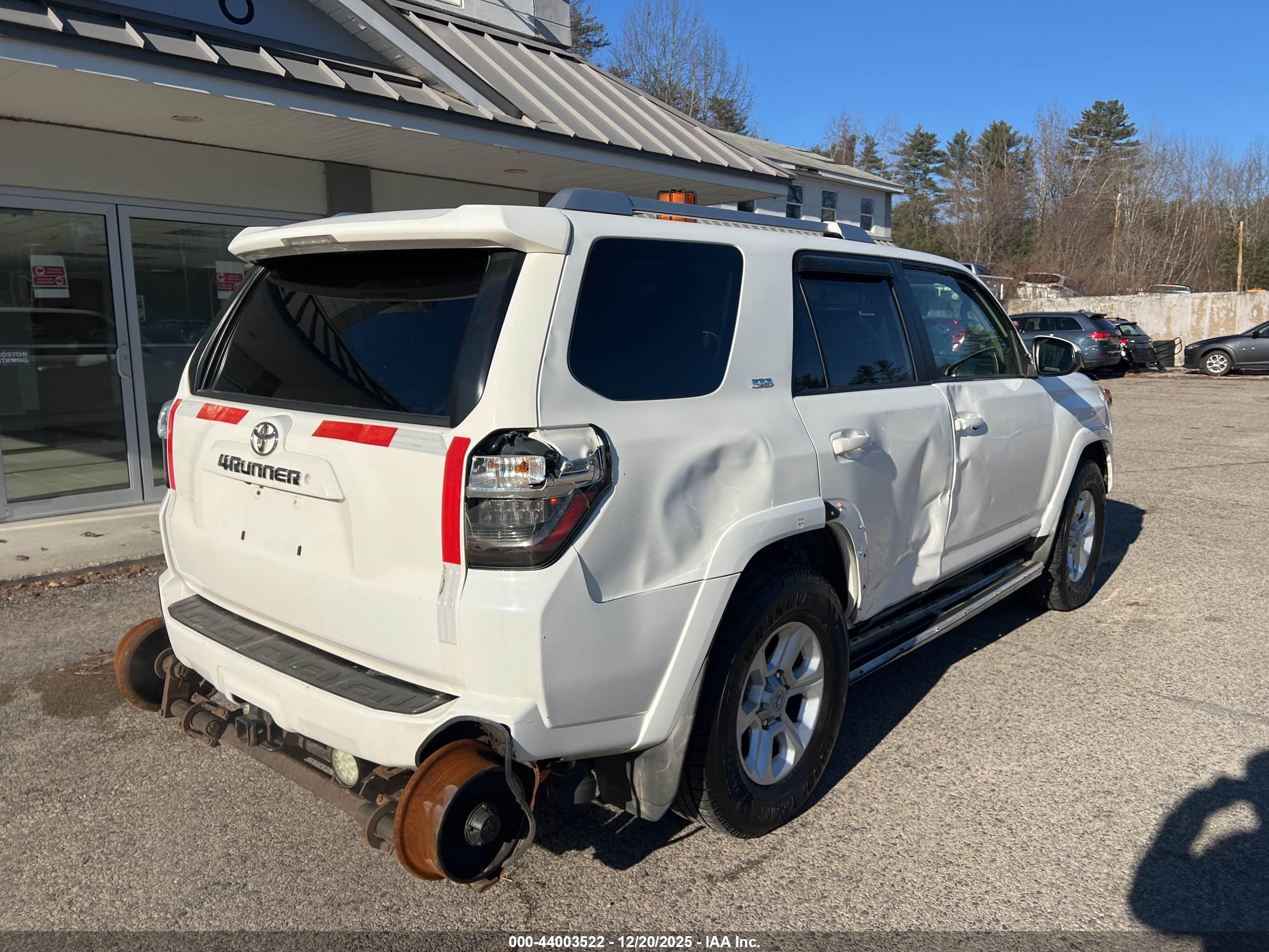 TOYOTA 4RUNNER image 4