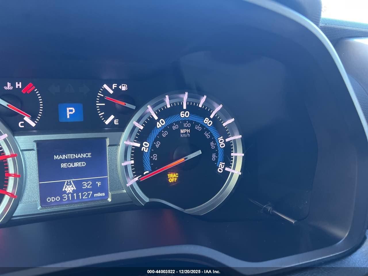 TOYOTA 4RUNNER image 7