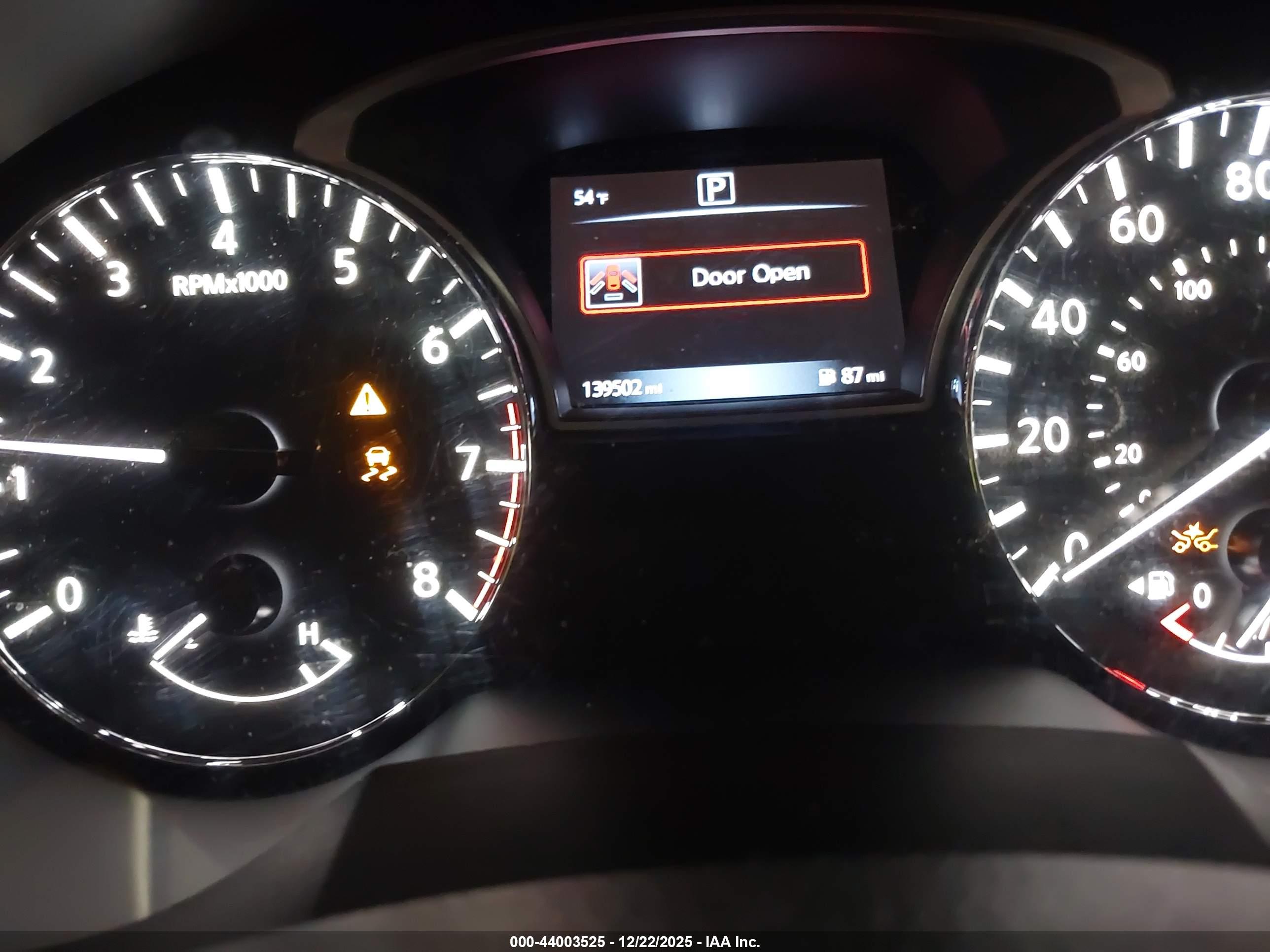 NISSAN ALTIMA image 7