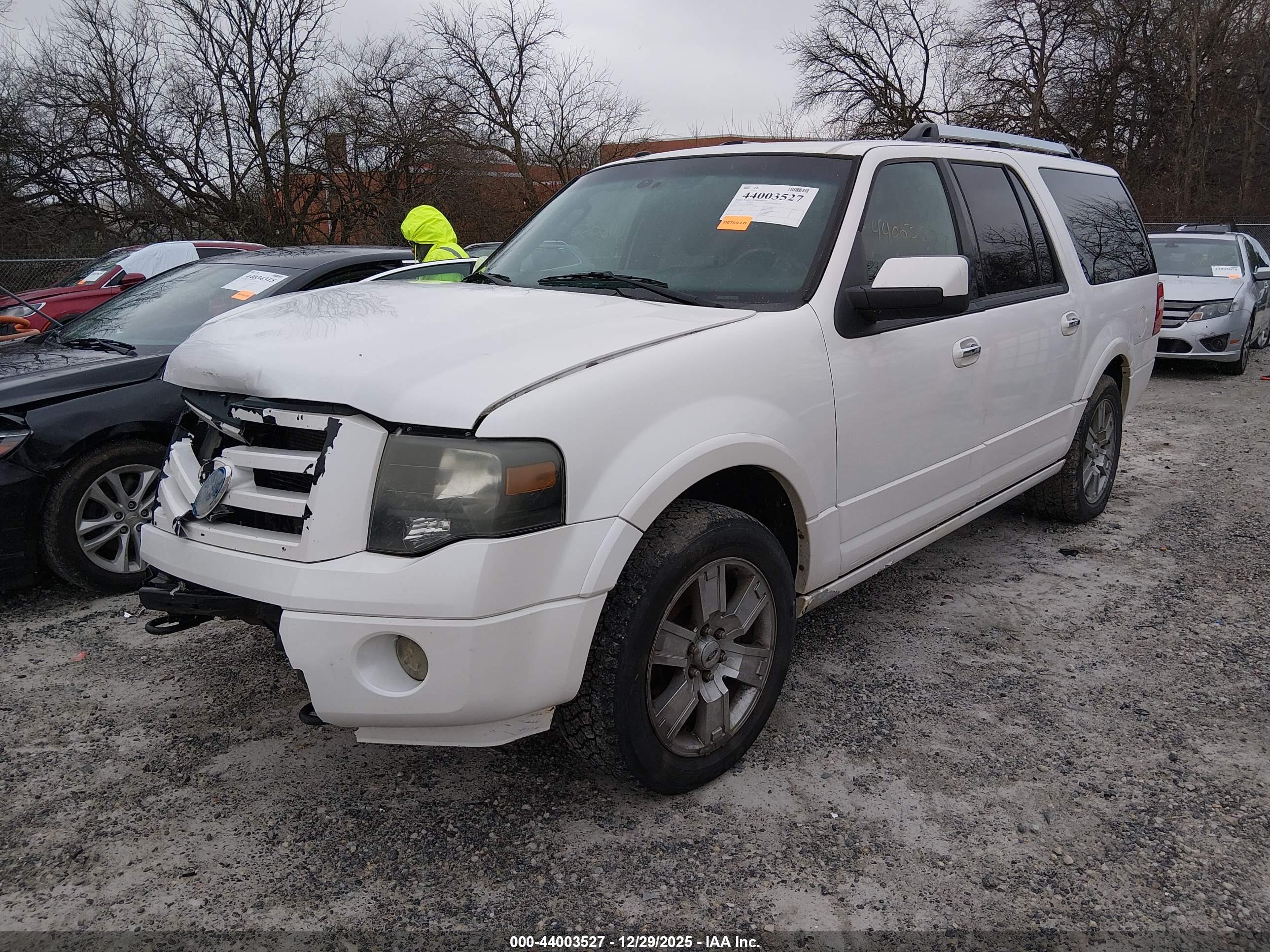 FORD EXPEDITION image 2