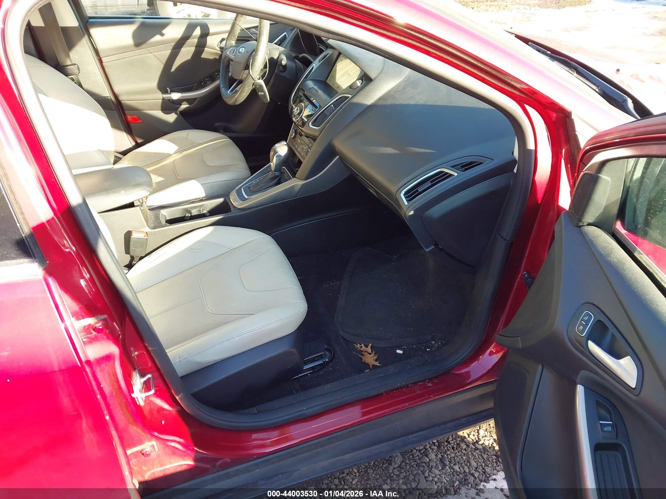 FORD FOCUS image 5