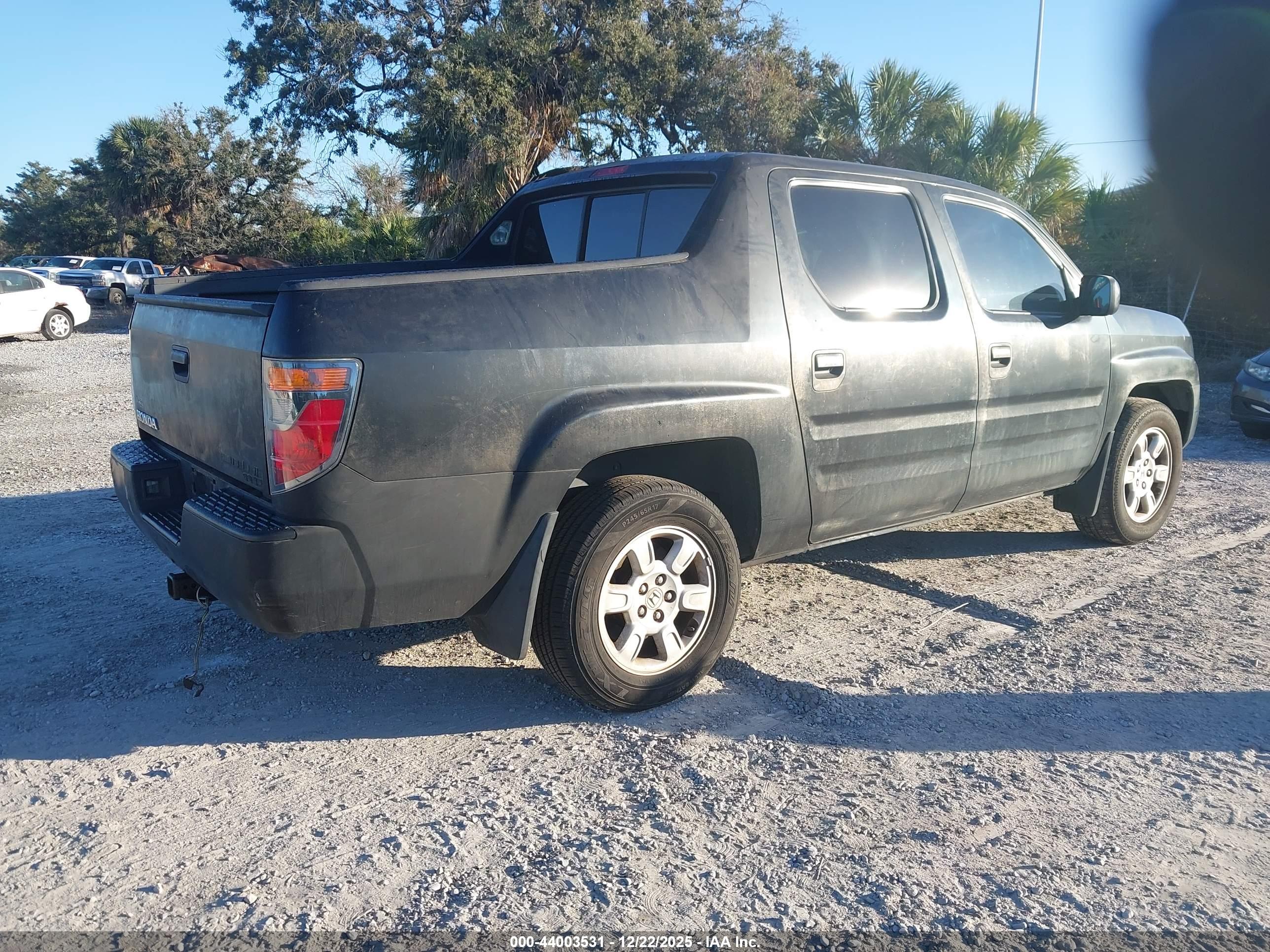 HONDA RIDGELINE image 4