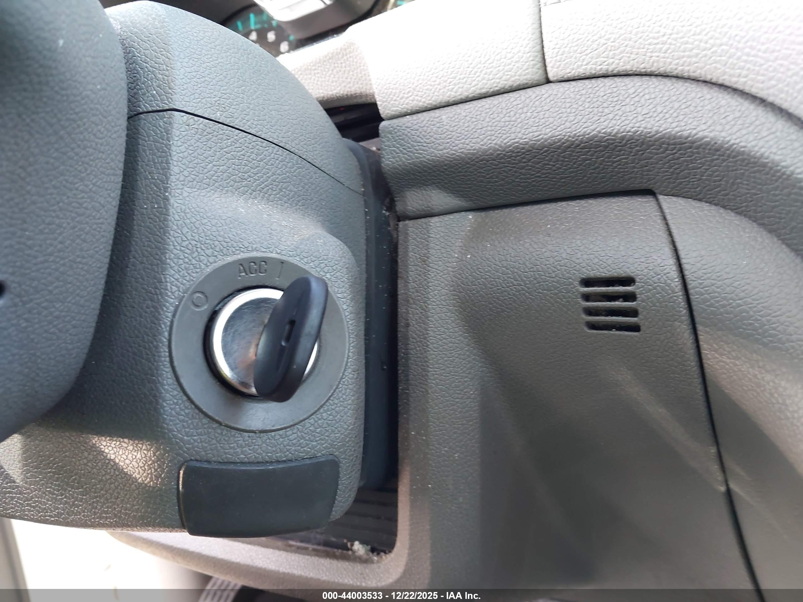 CHEVROLET TRAVERSE image 11