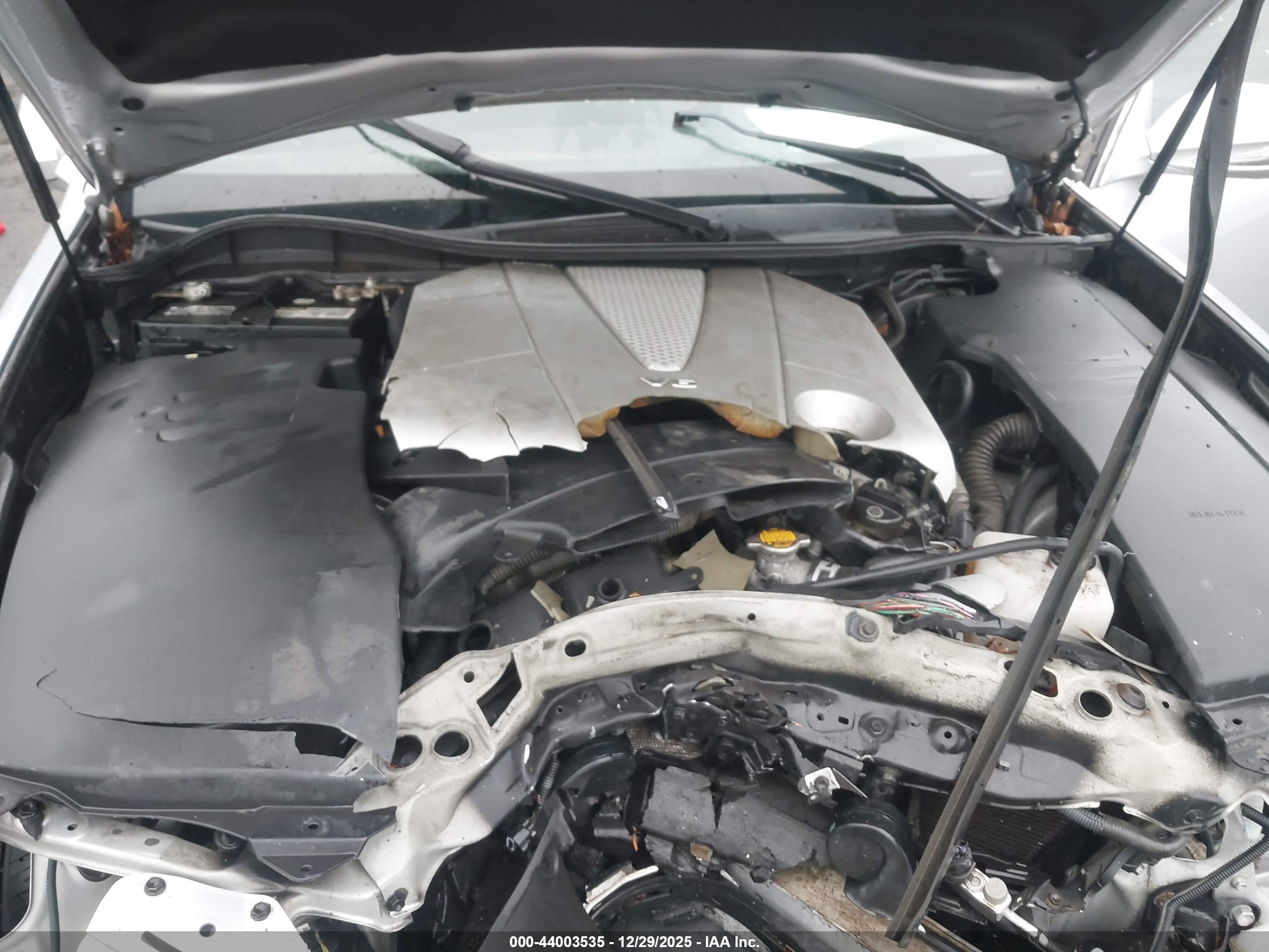 LEXUS GS image 10