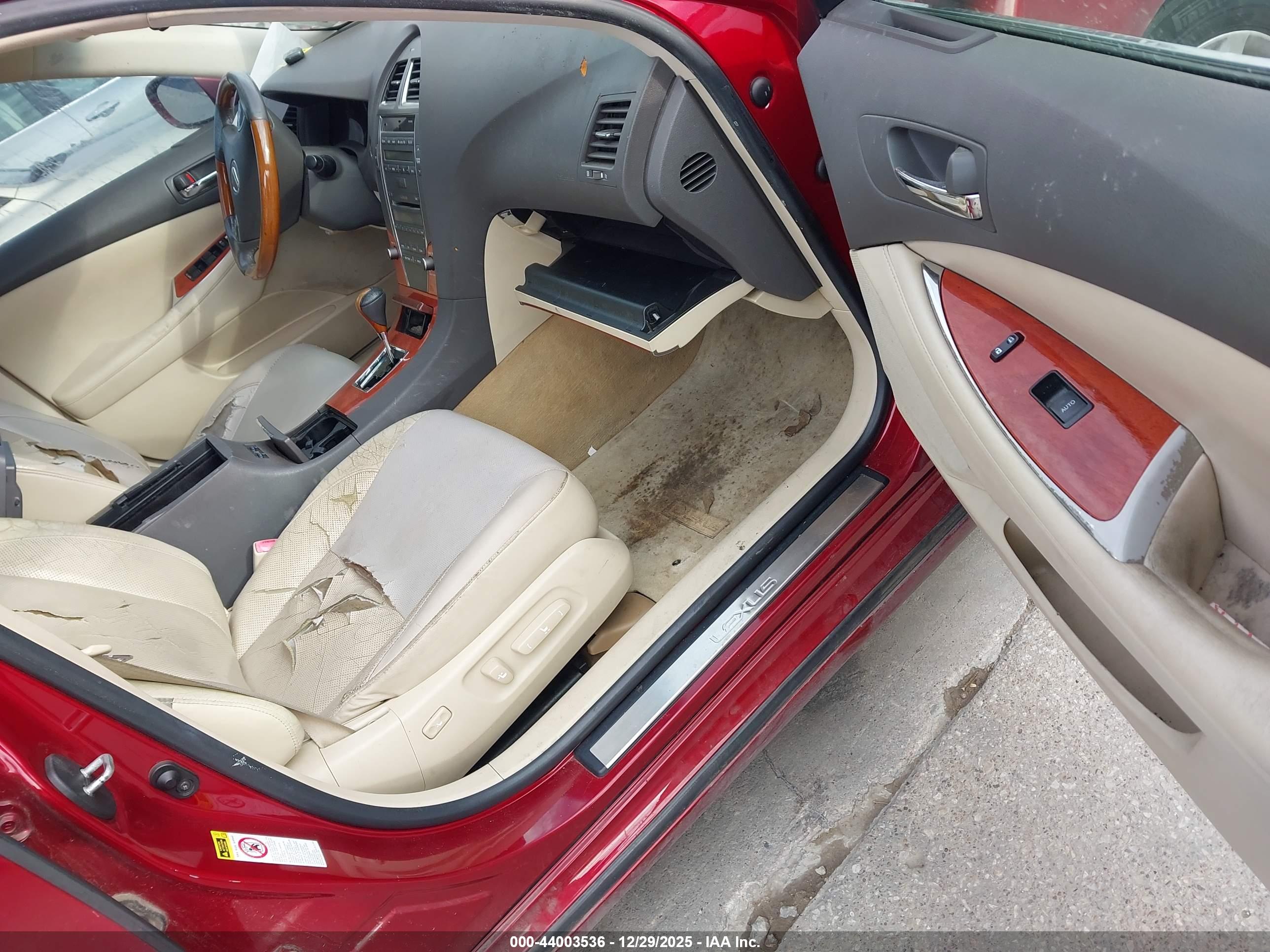 LEXUS ES image 5