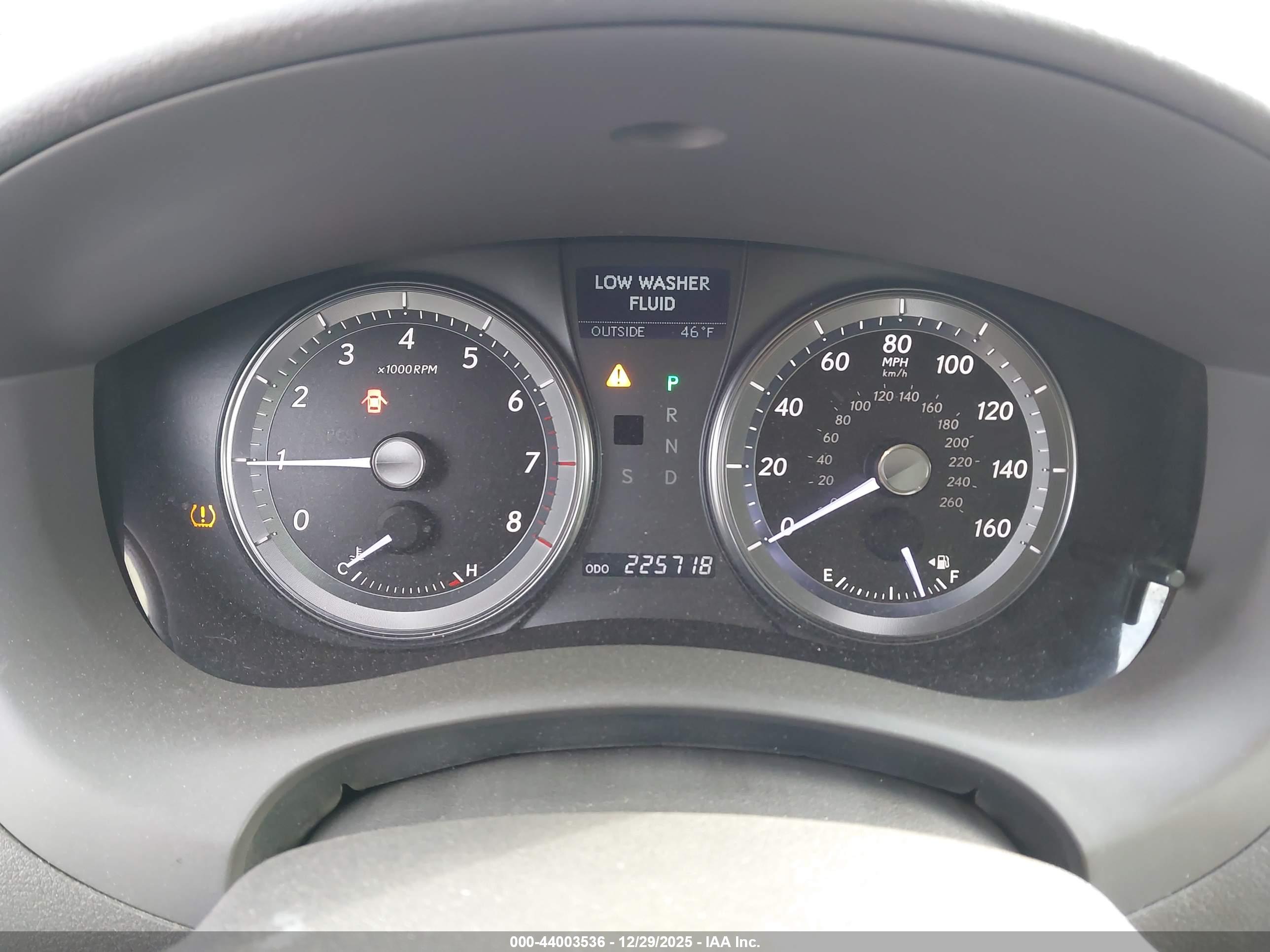 LEXUS ES image 7