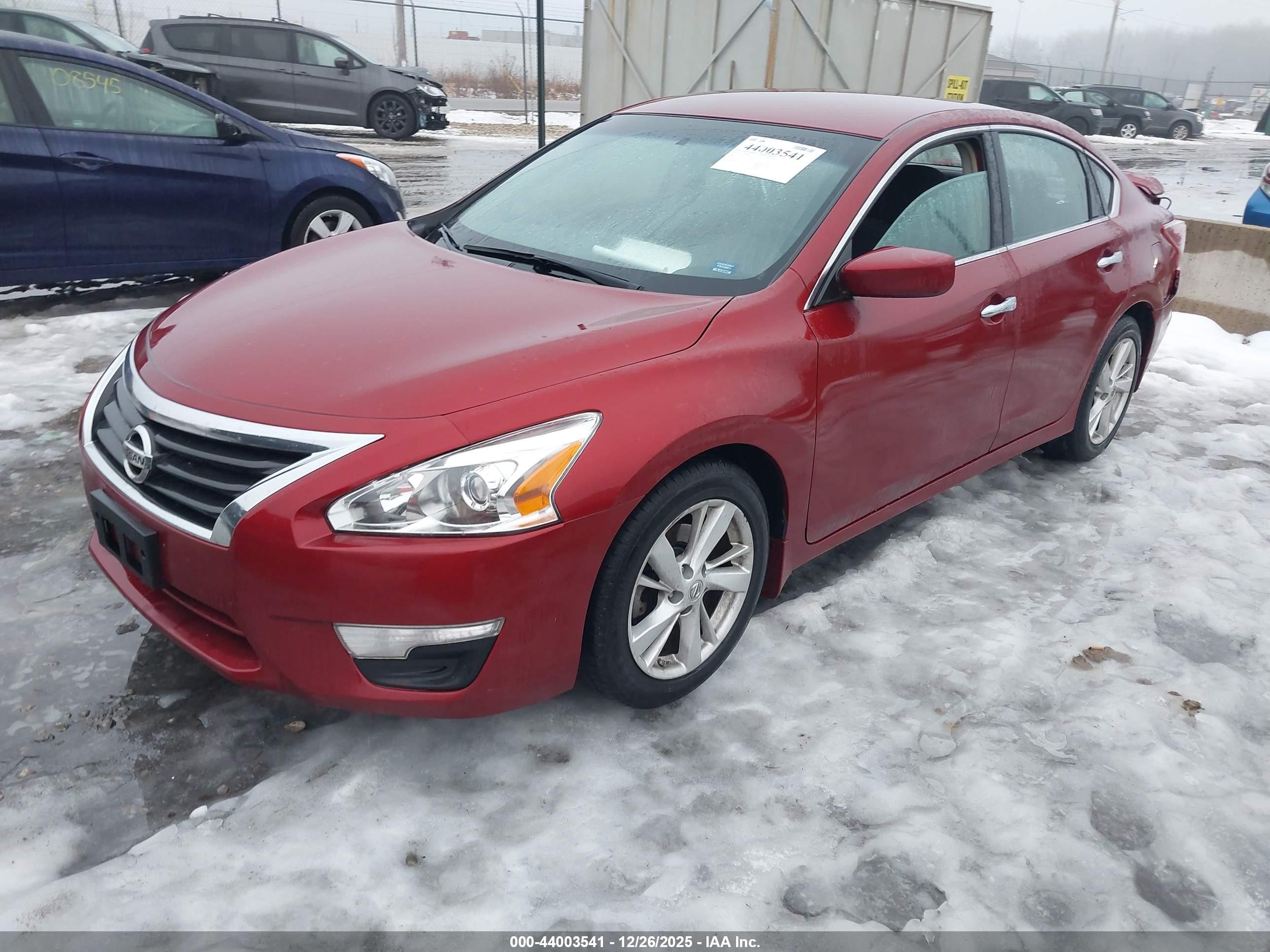 NISSAN ALTIMA image 2