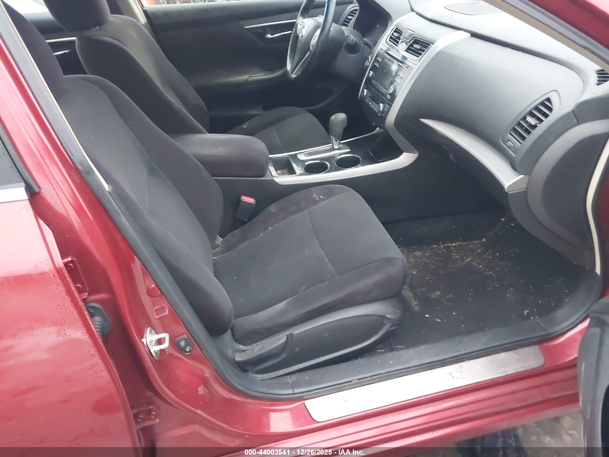 NISSAN ALTIMA image 5