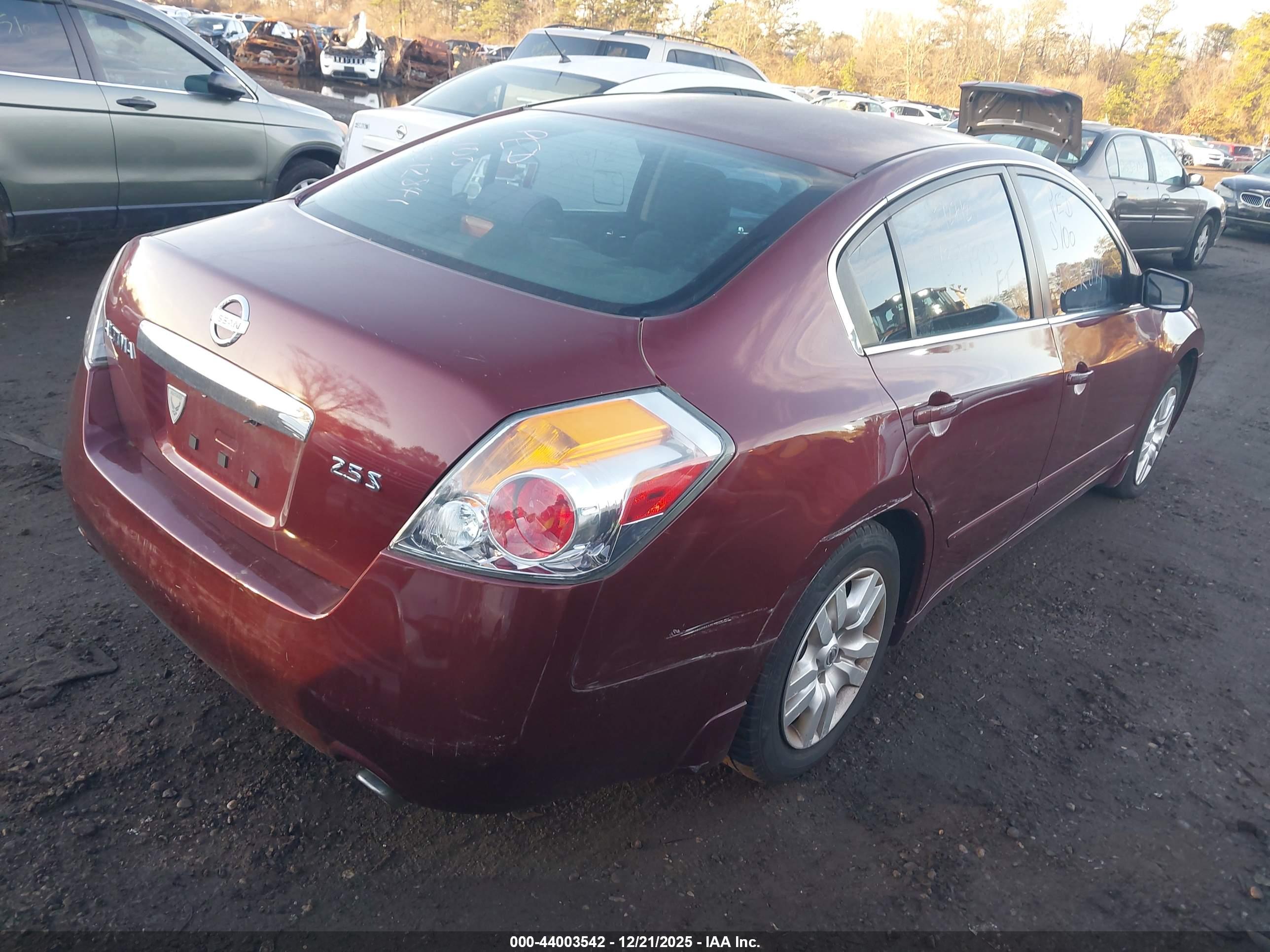 NISSAN ALTIMA image 4