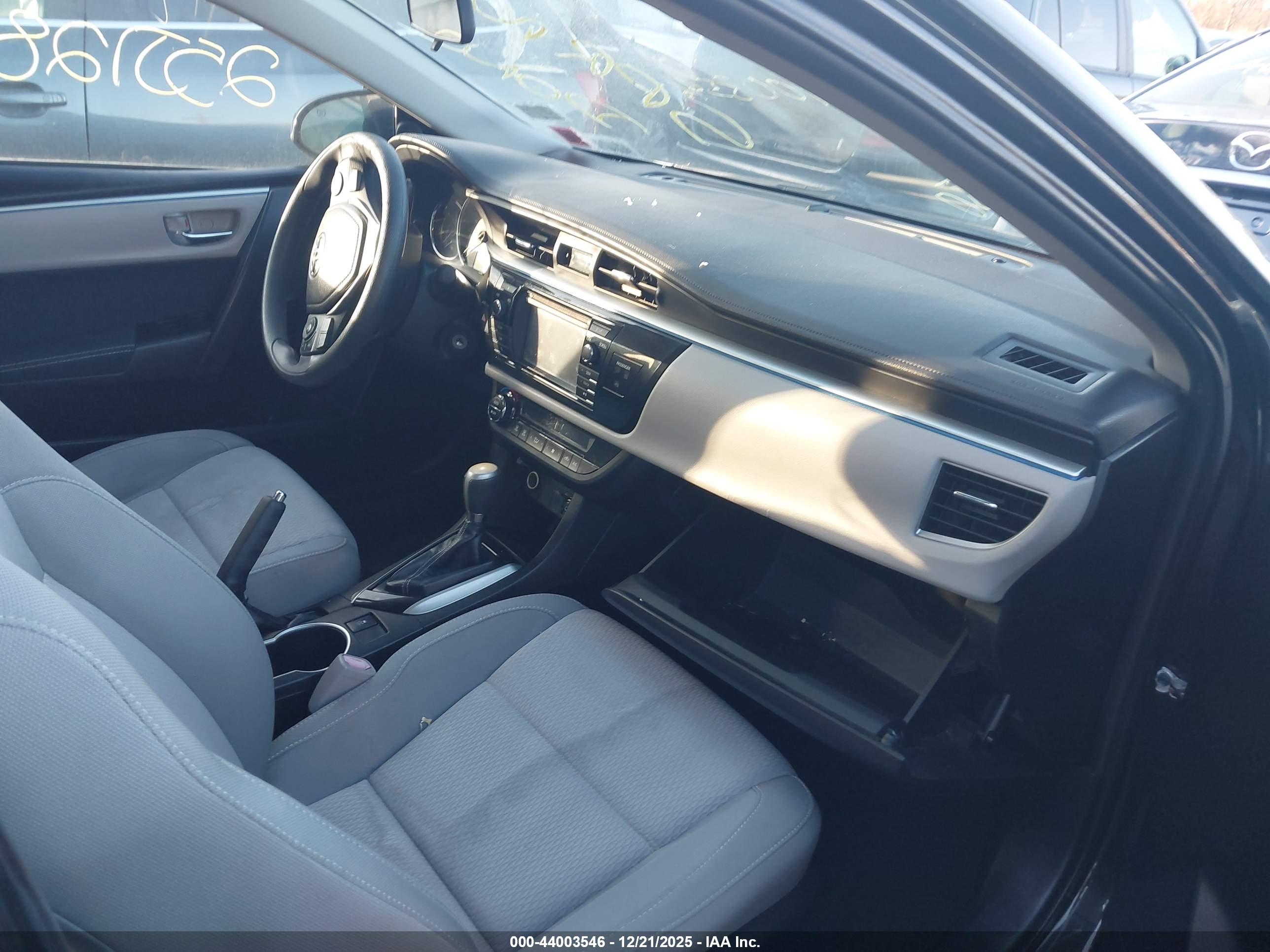 TOYOTA COROLLA image 5