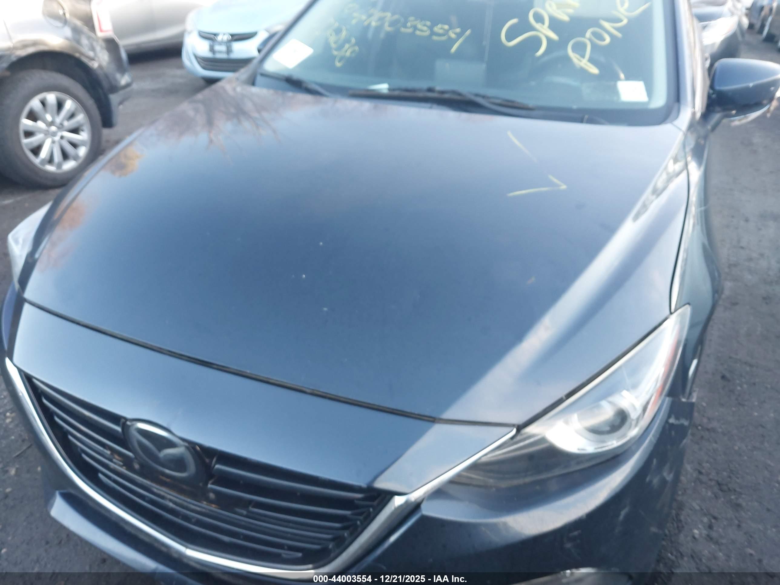 MAZDA MAZDA3 image 10