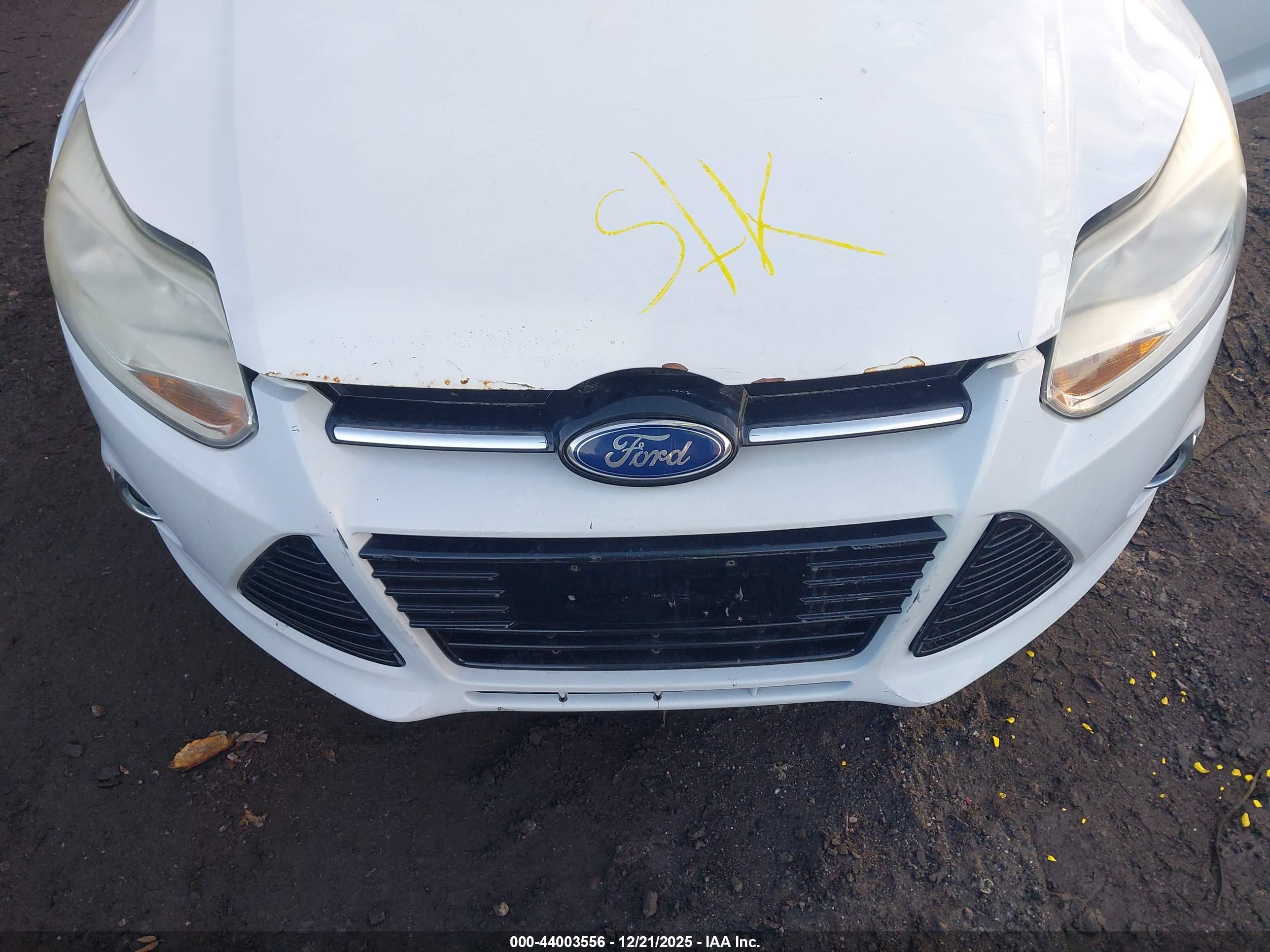 FORD FOCUS image 6
