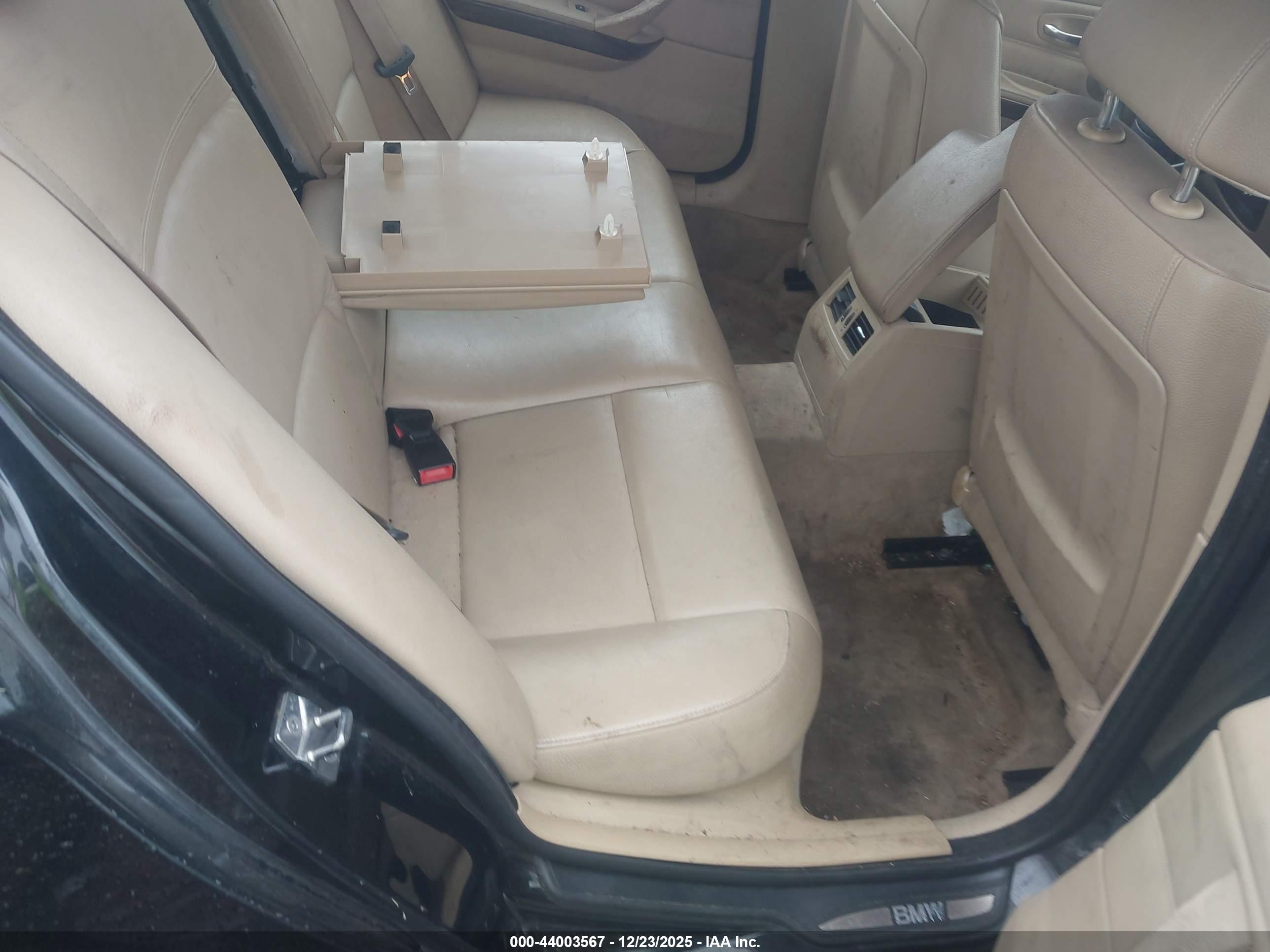 BMW 328I image 8