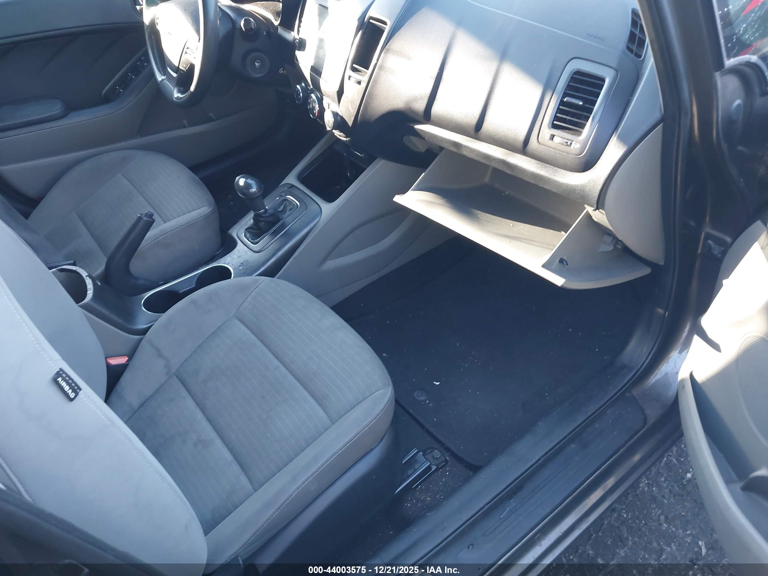 KIA FORTE image 5