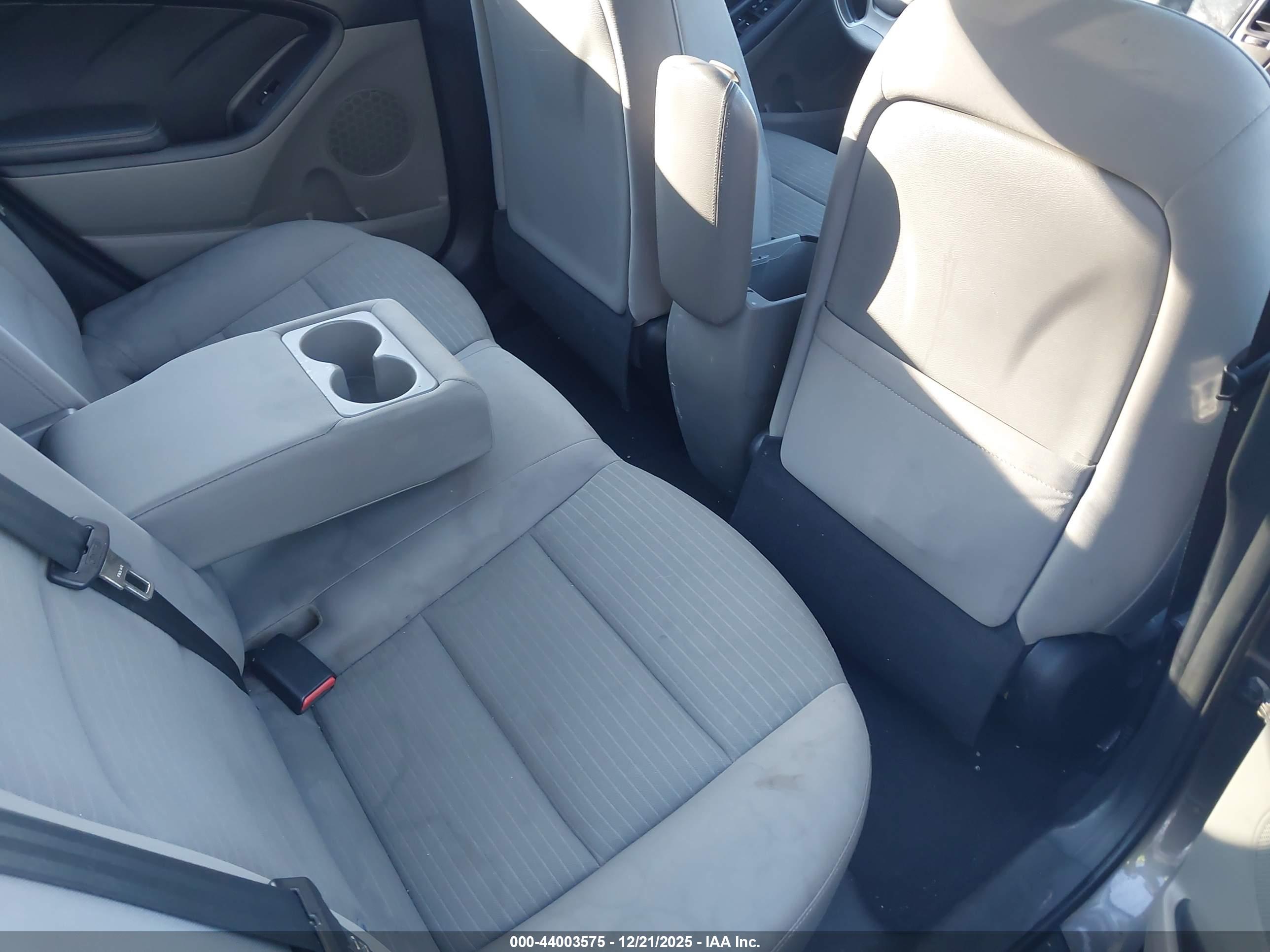 KIA FORTE image 8