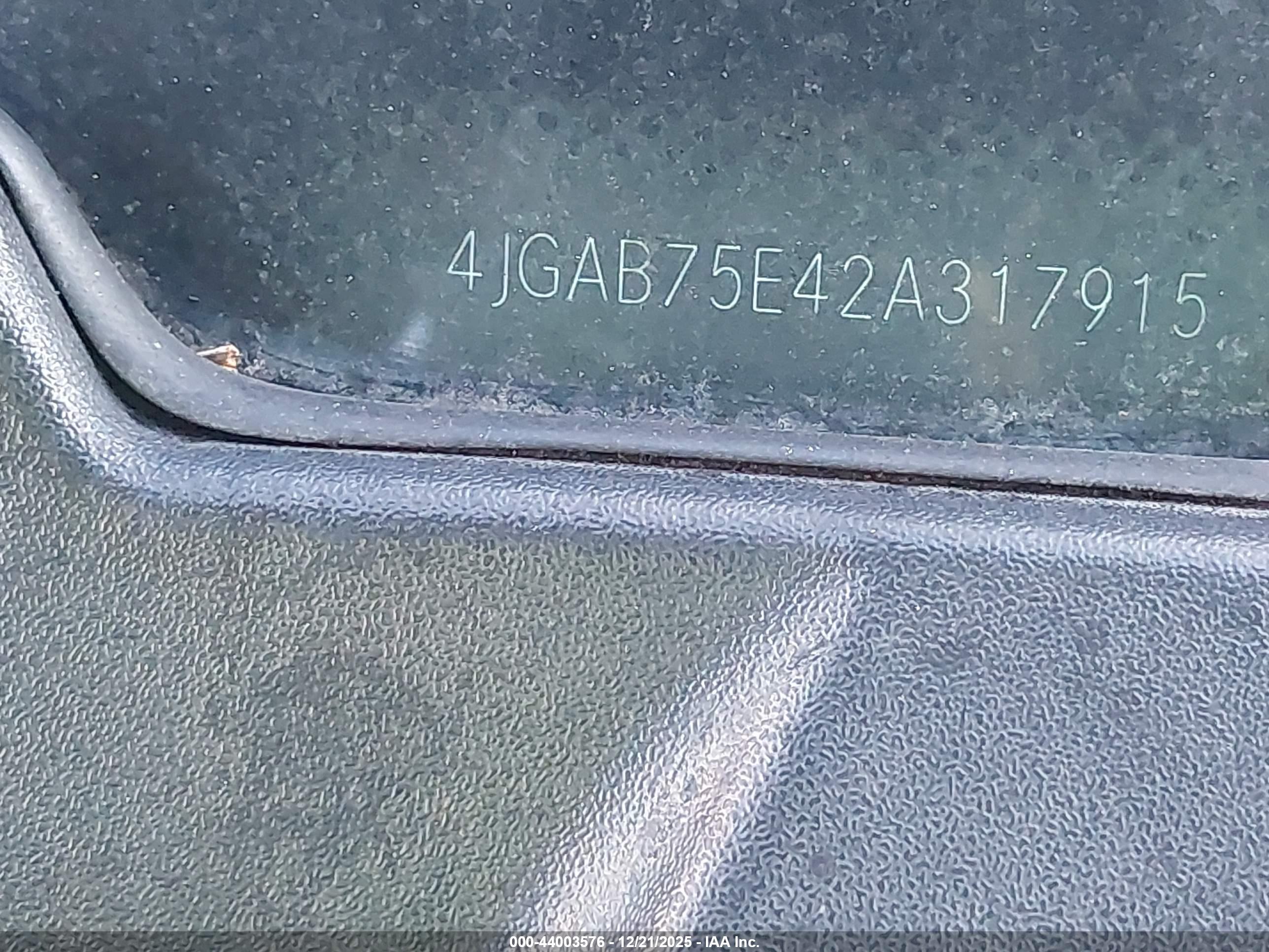 MERCEDES-BENZ ML image 9