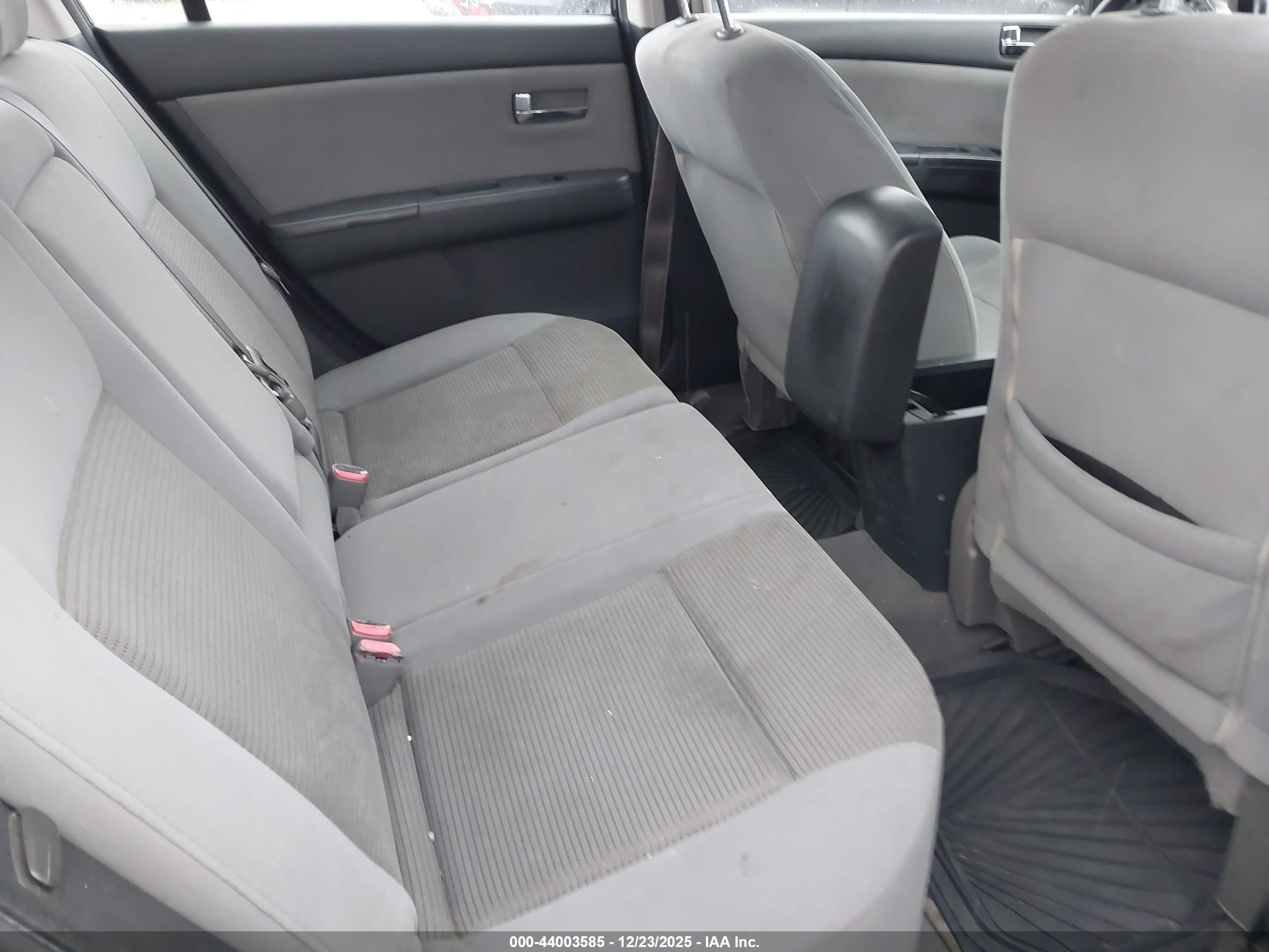 NISSAN SENTRA image 8