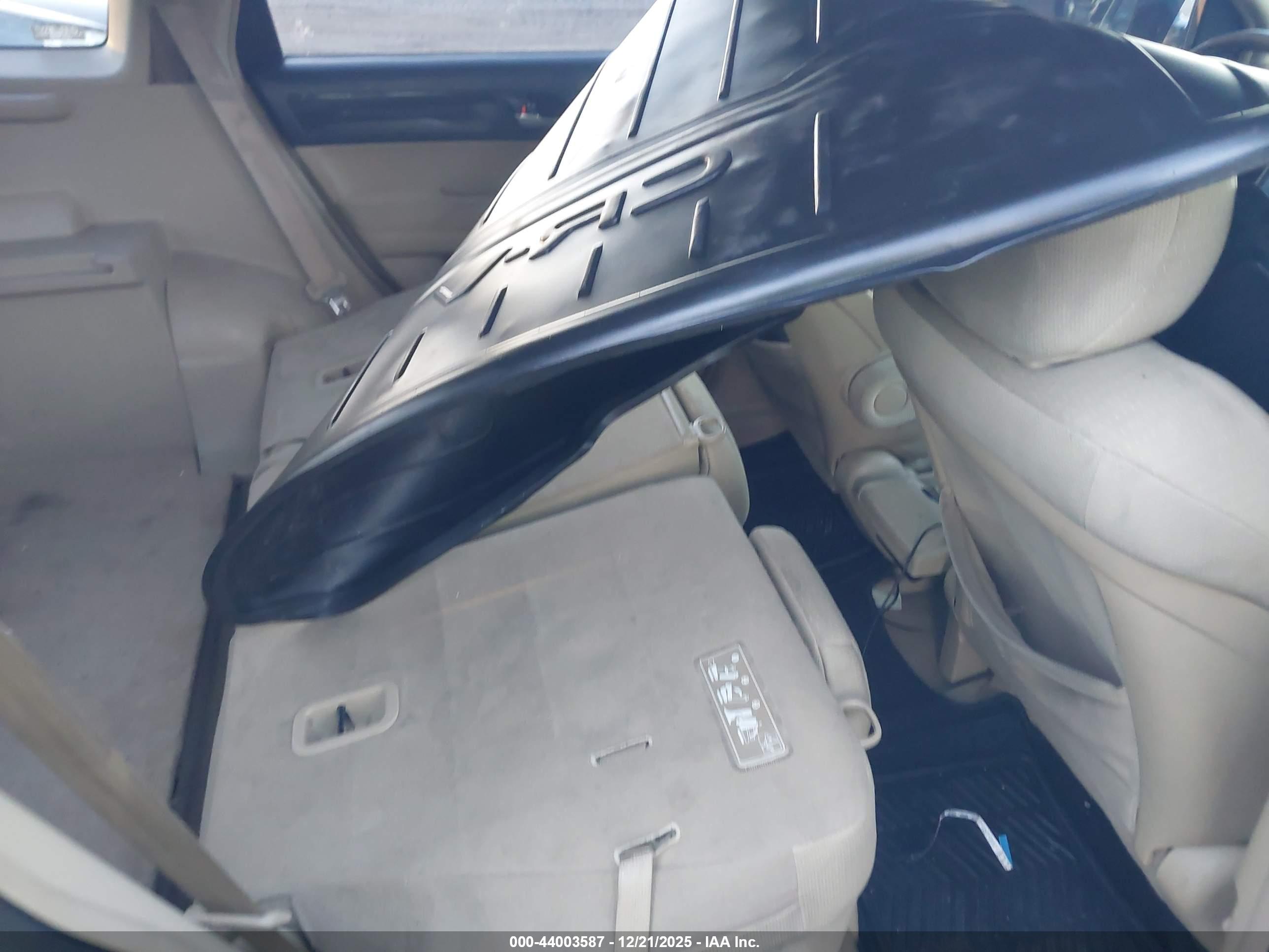 HONDA CR-V image 8