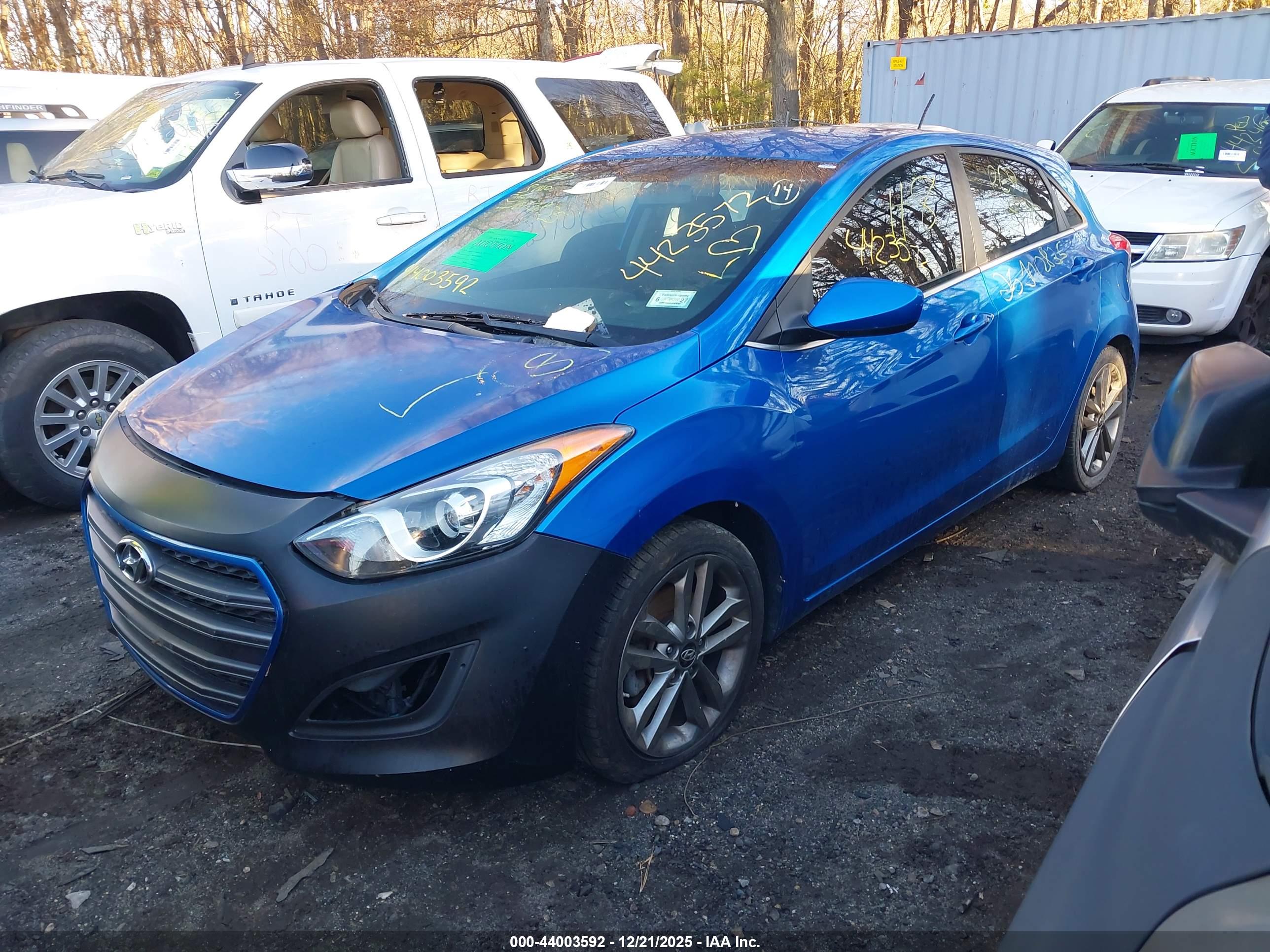 HYUNDAI ELANTRA image 2
