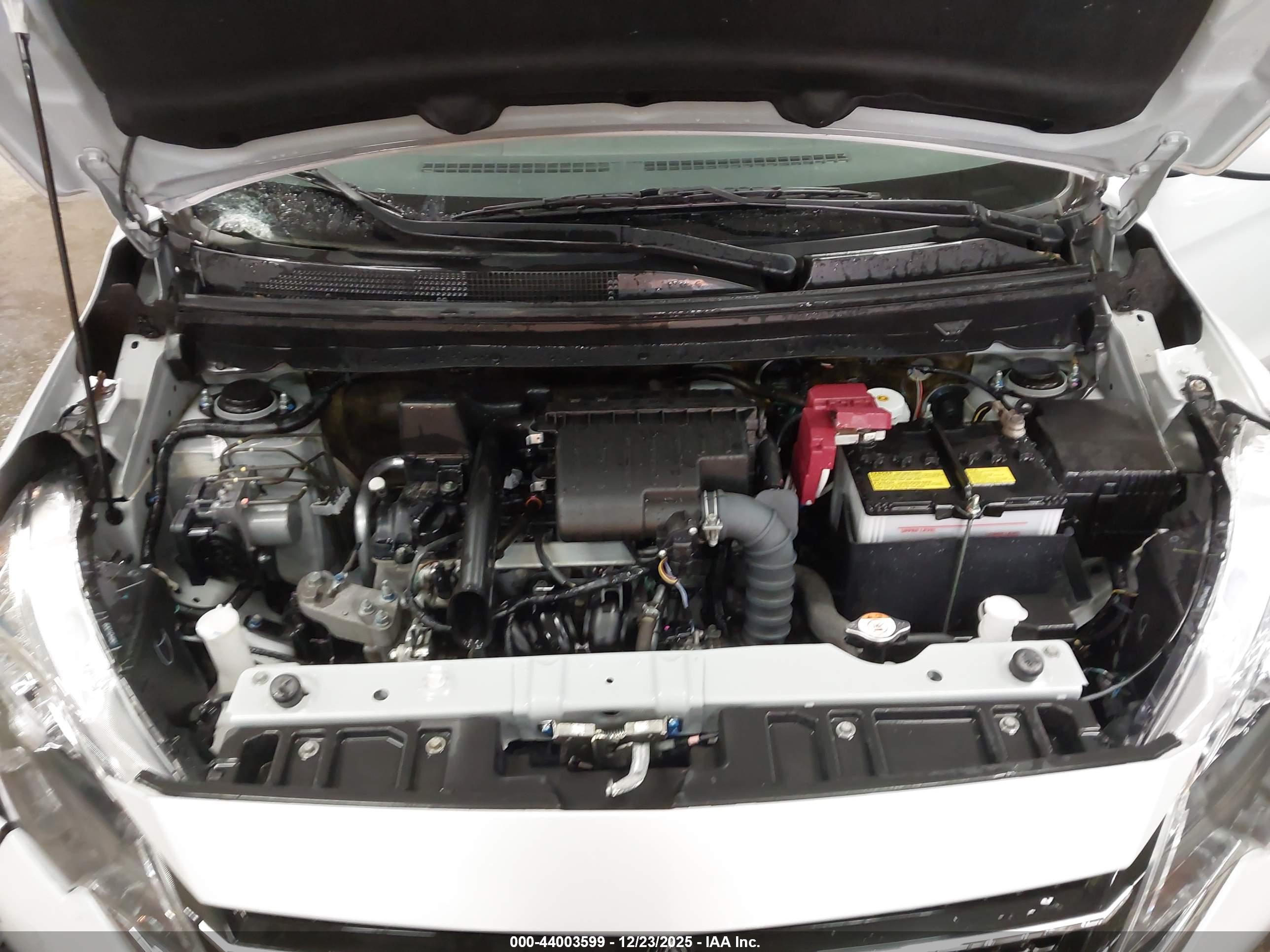 MITSUBISHI MIRAGE image 10