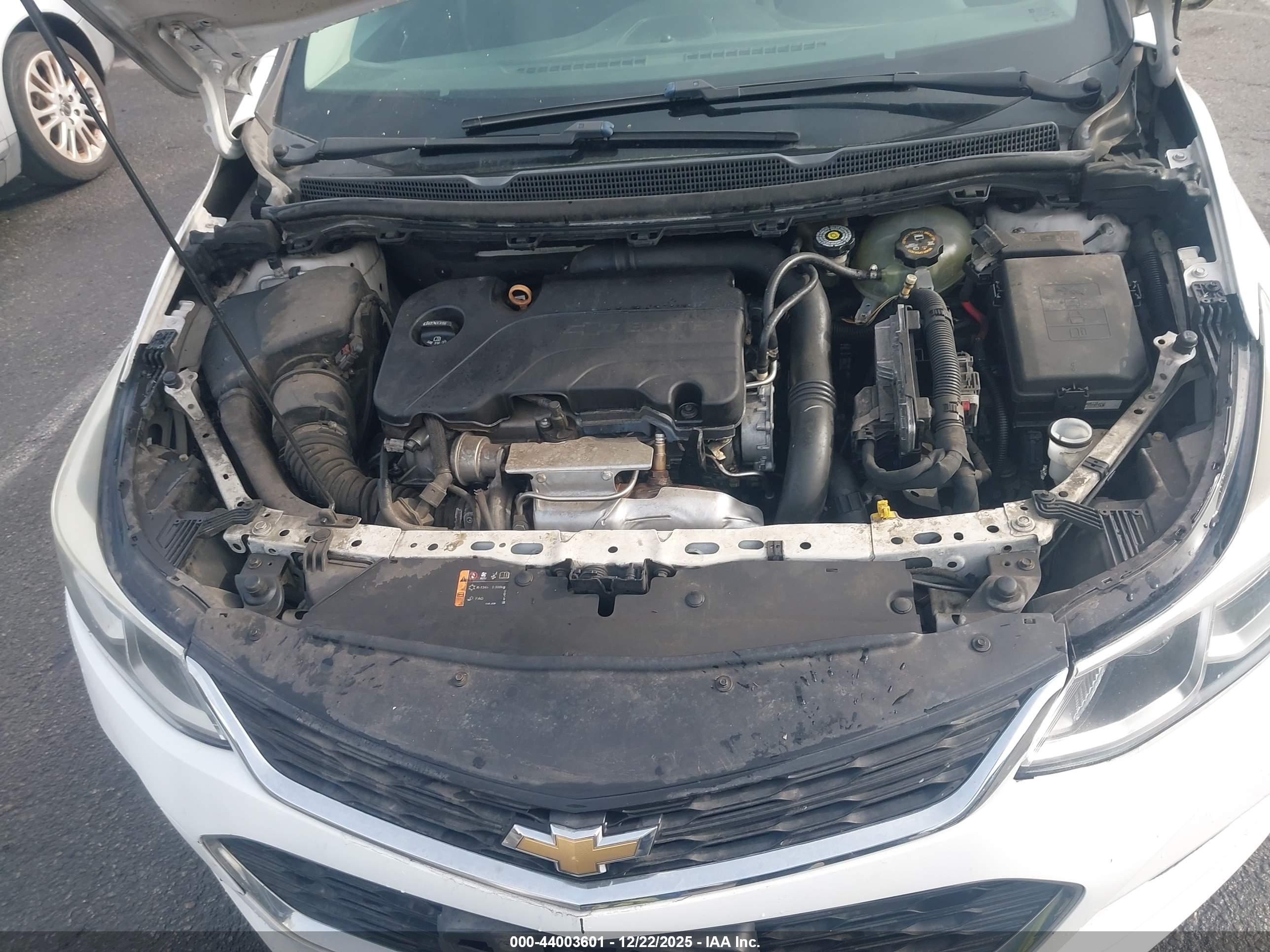 CHEVROLET CRUZE image 10