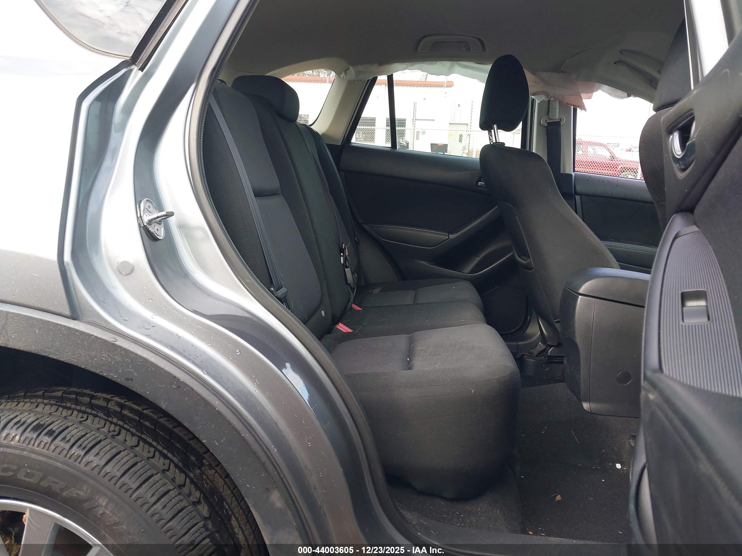 MAZDA CX-5 image 8