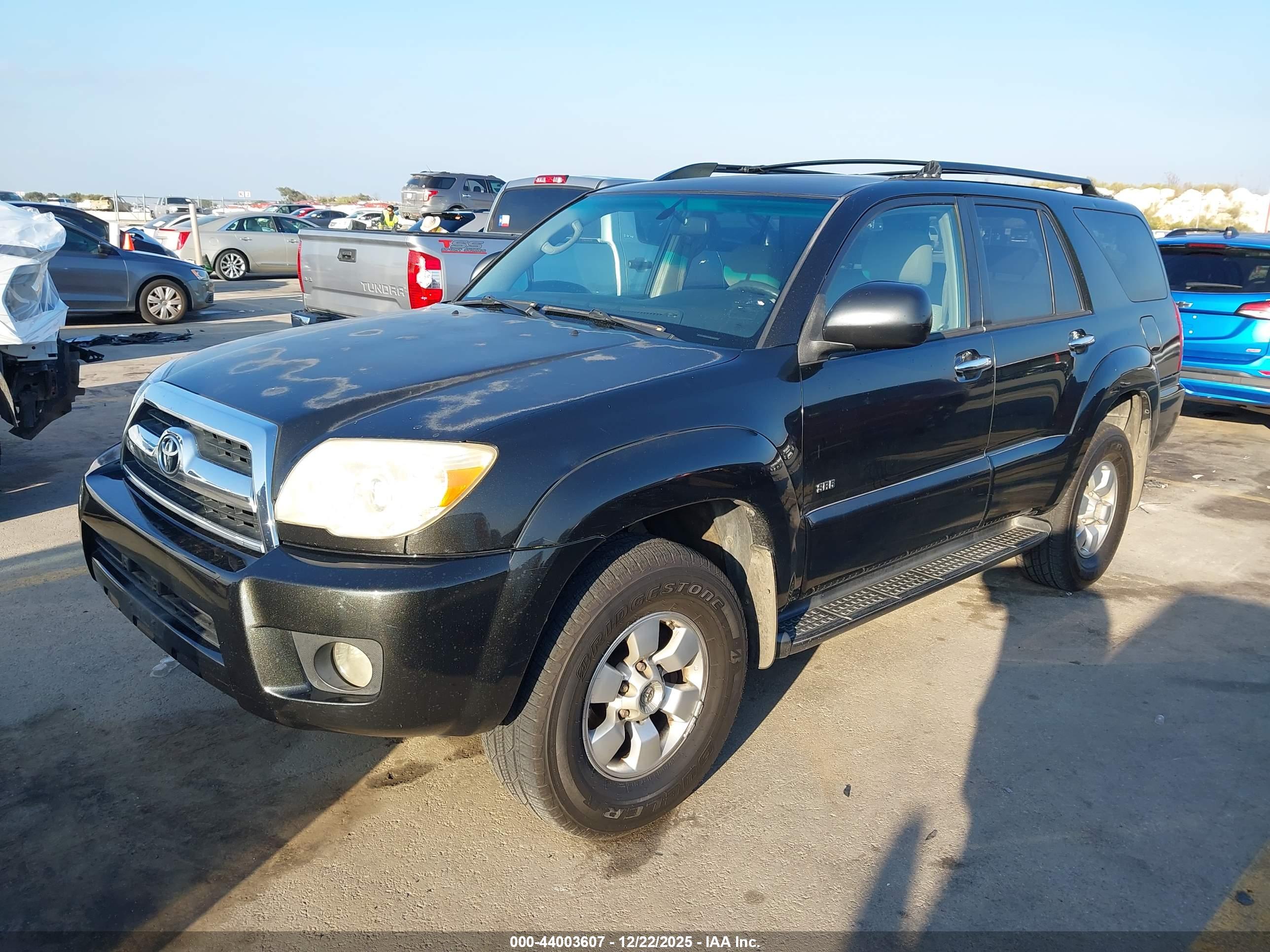 TOYOTA 4RUNNER image 2