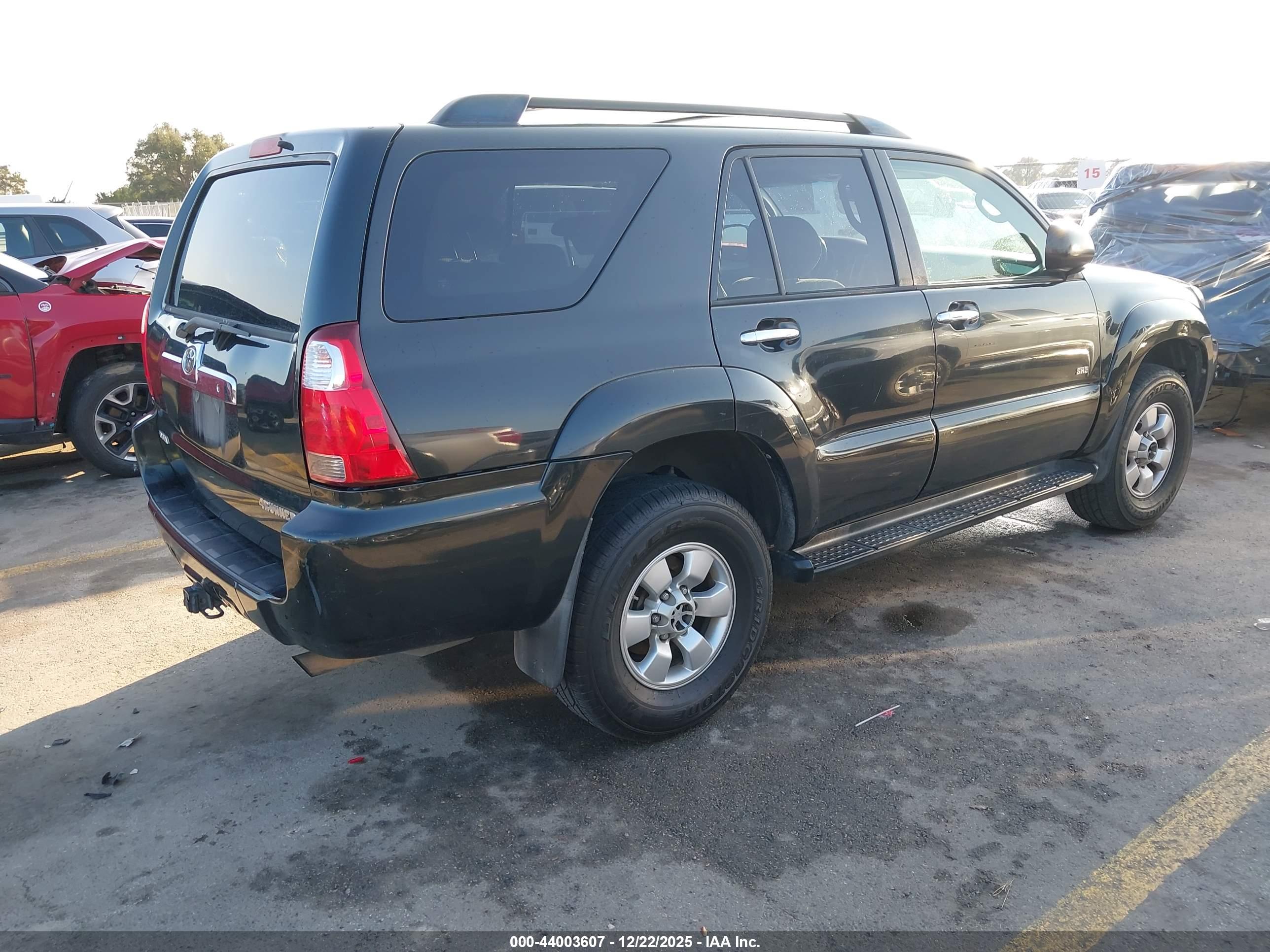 TOYOTA 4RUNNER image 4
