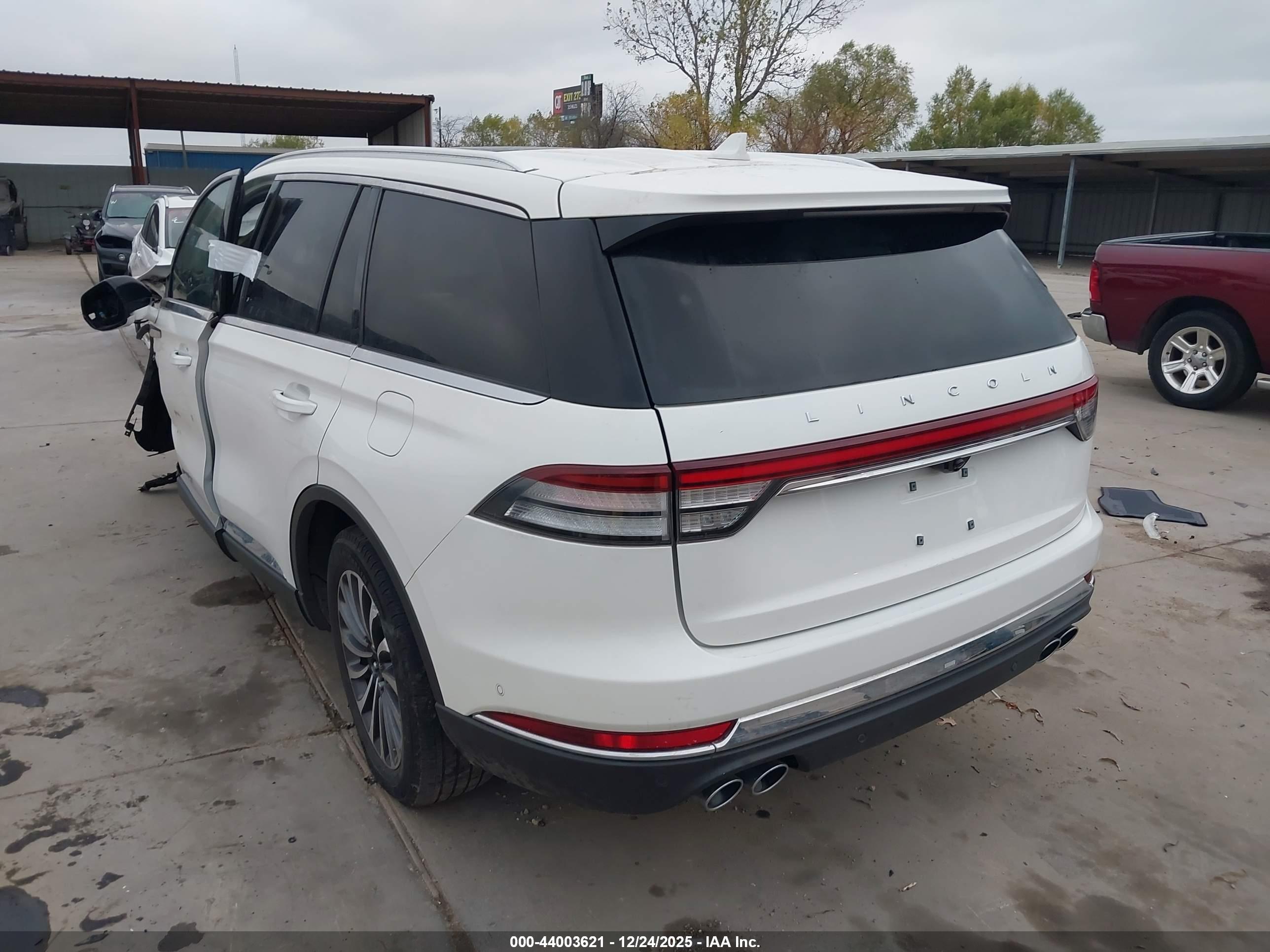 LINCOLN AVIATOR image 3