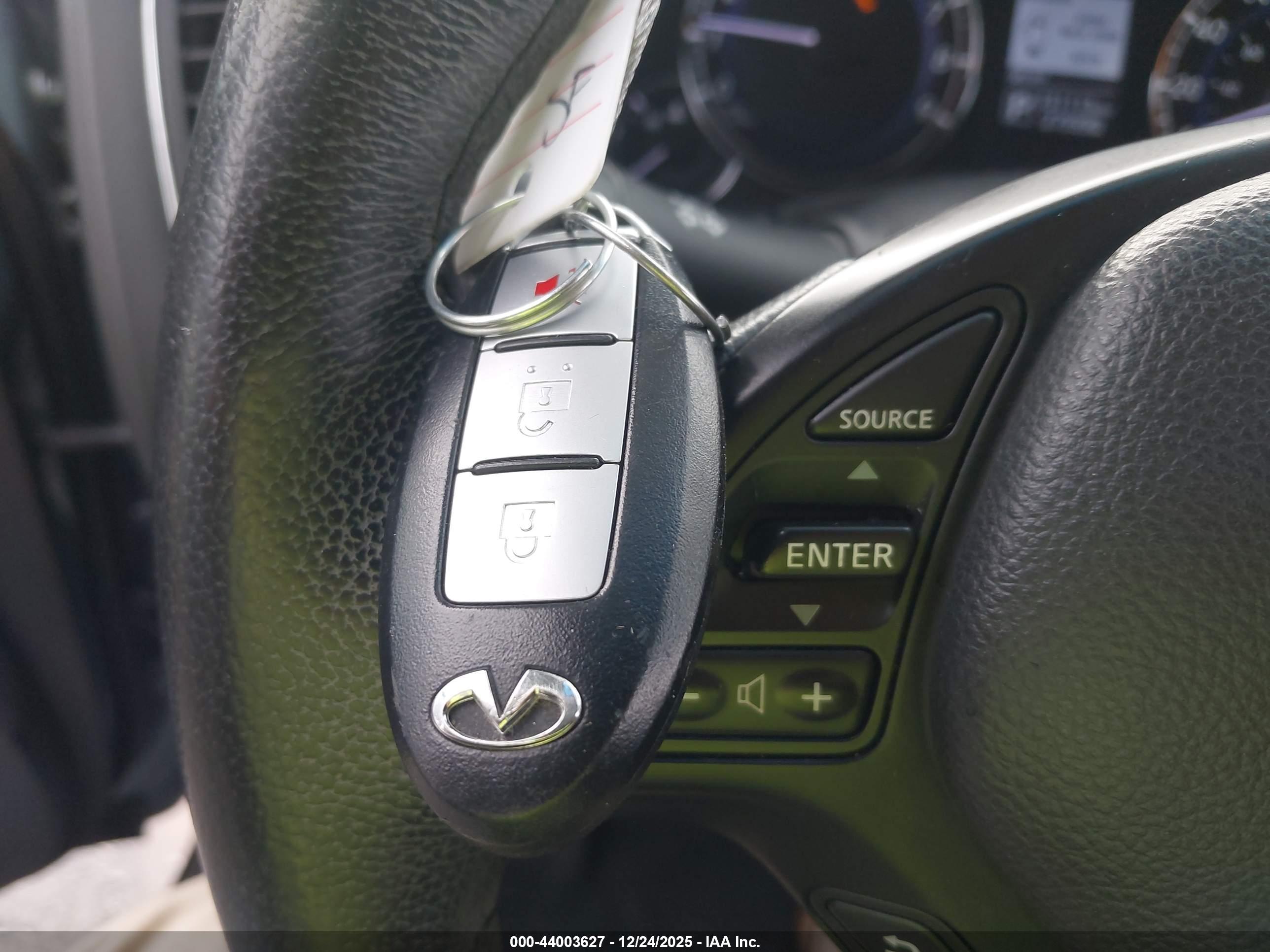 INFINITI QX50 image 11