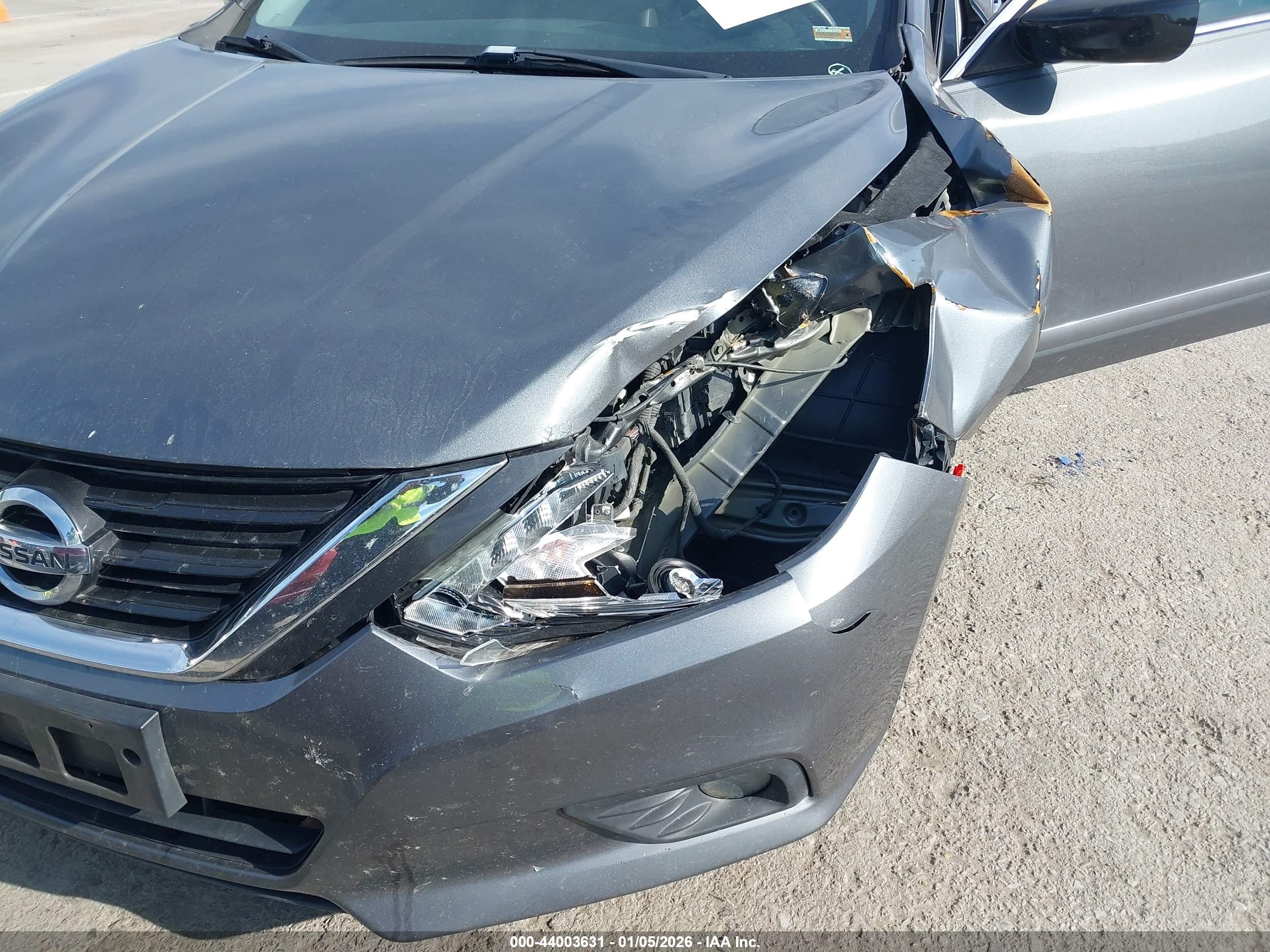 NISSAN ALTIMA image 6