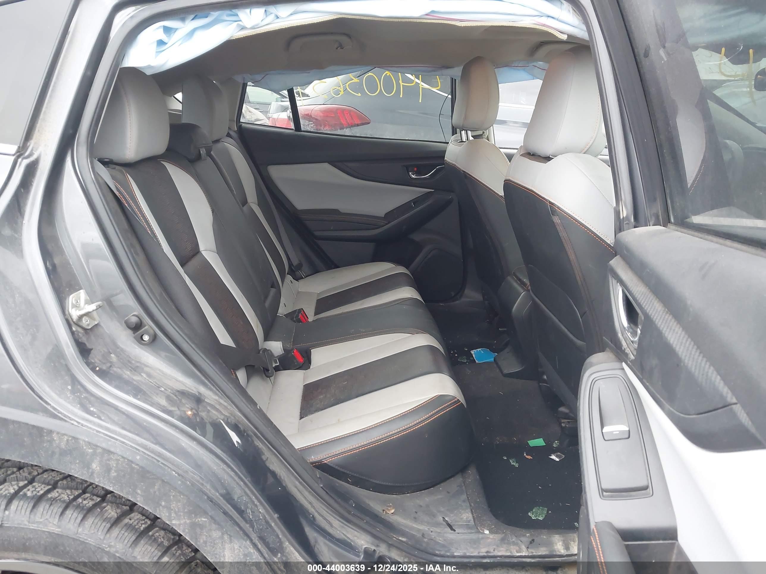SUBARU CROSSTREK image 8