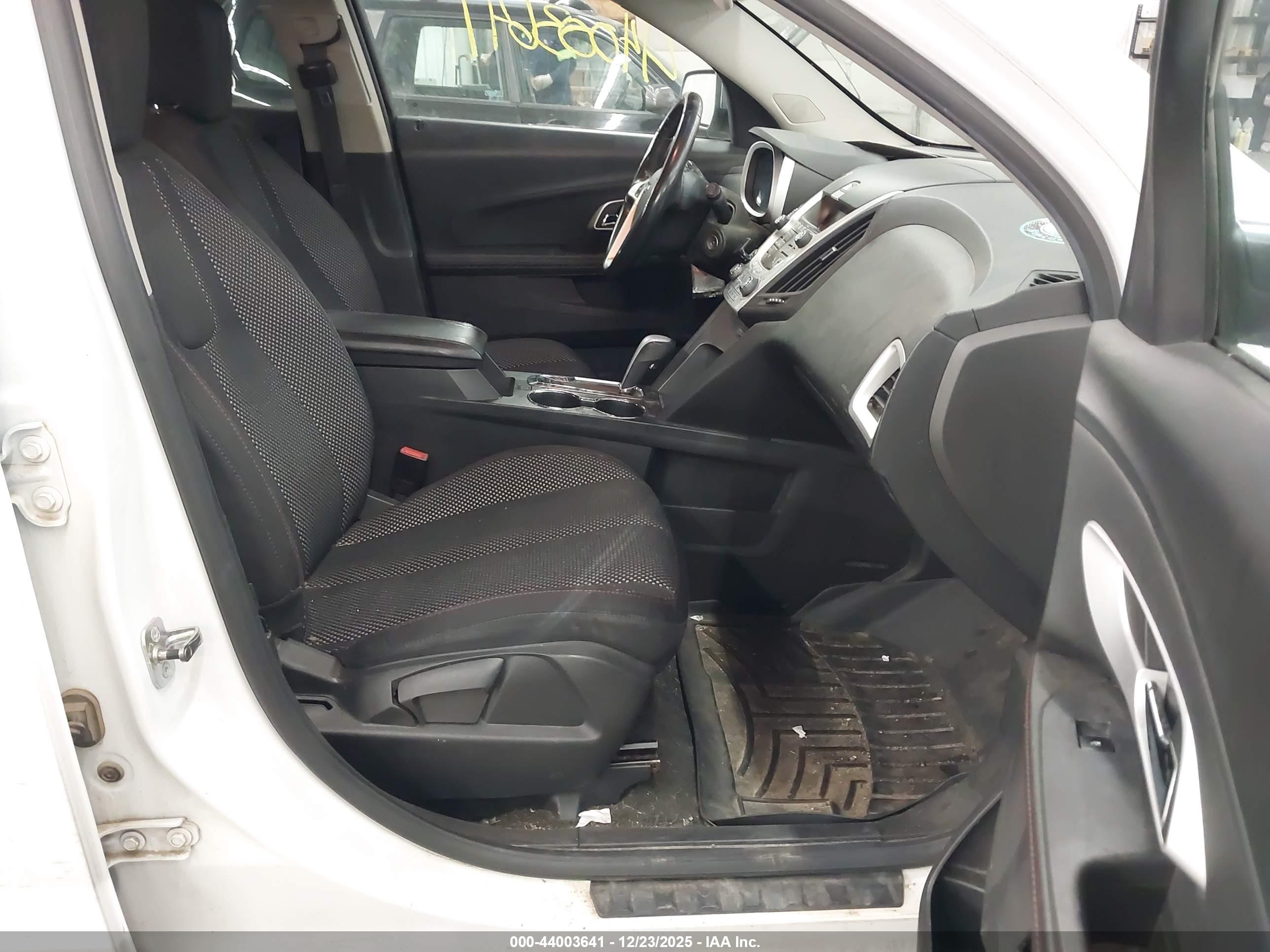 CHEVROLET EQUINOX image 5