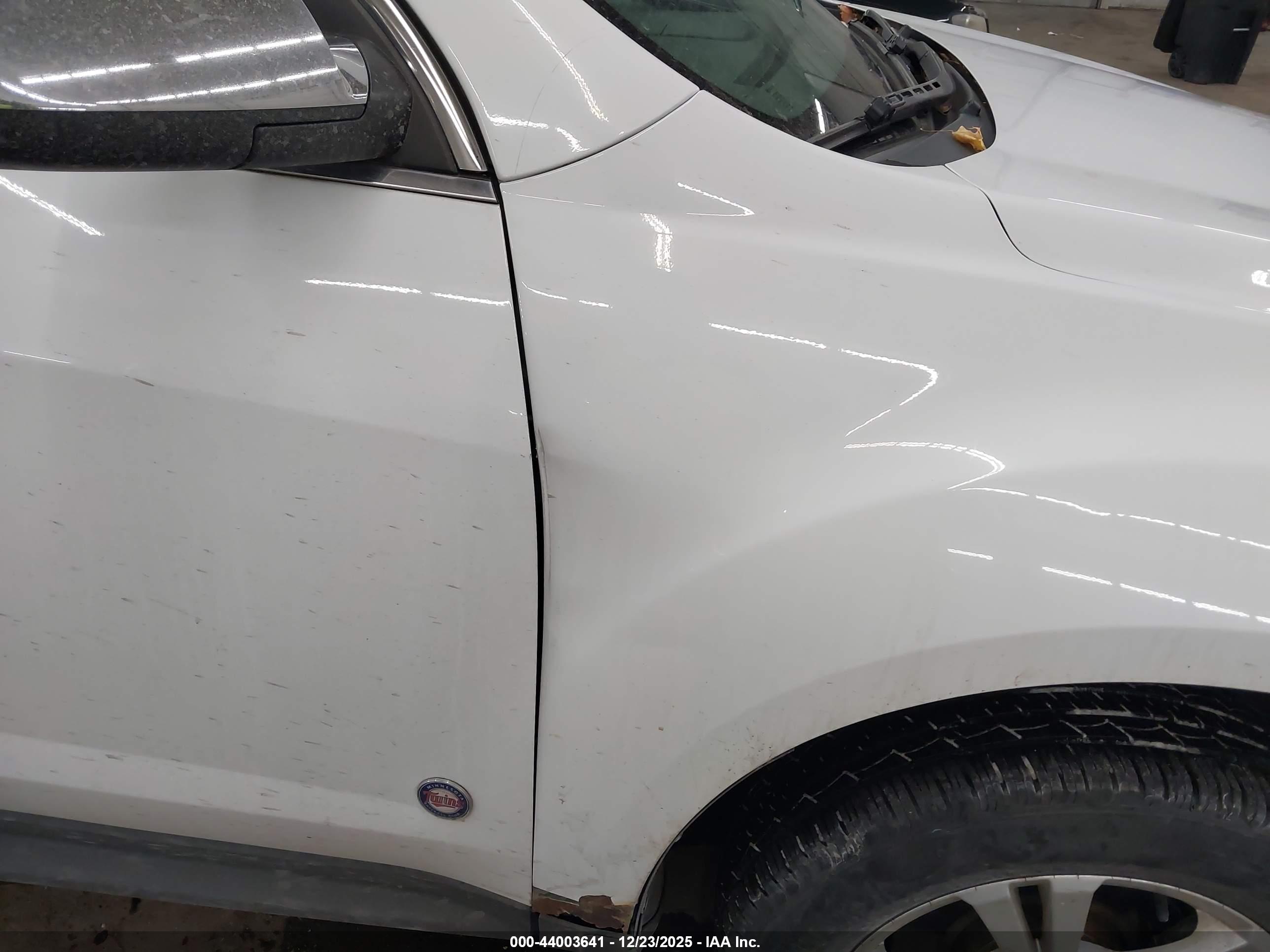 CHEVROLET EQUINOX image 6