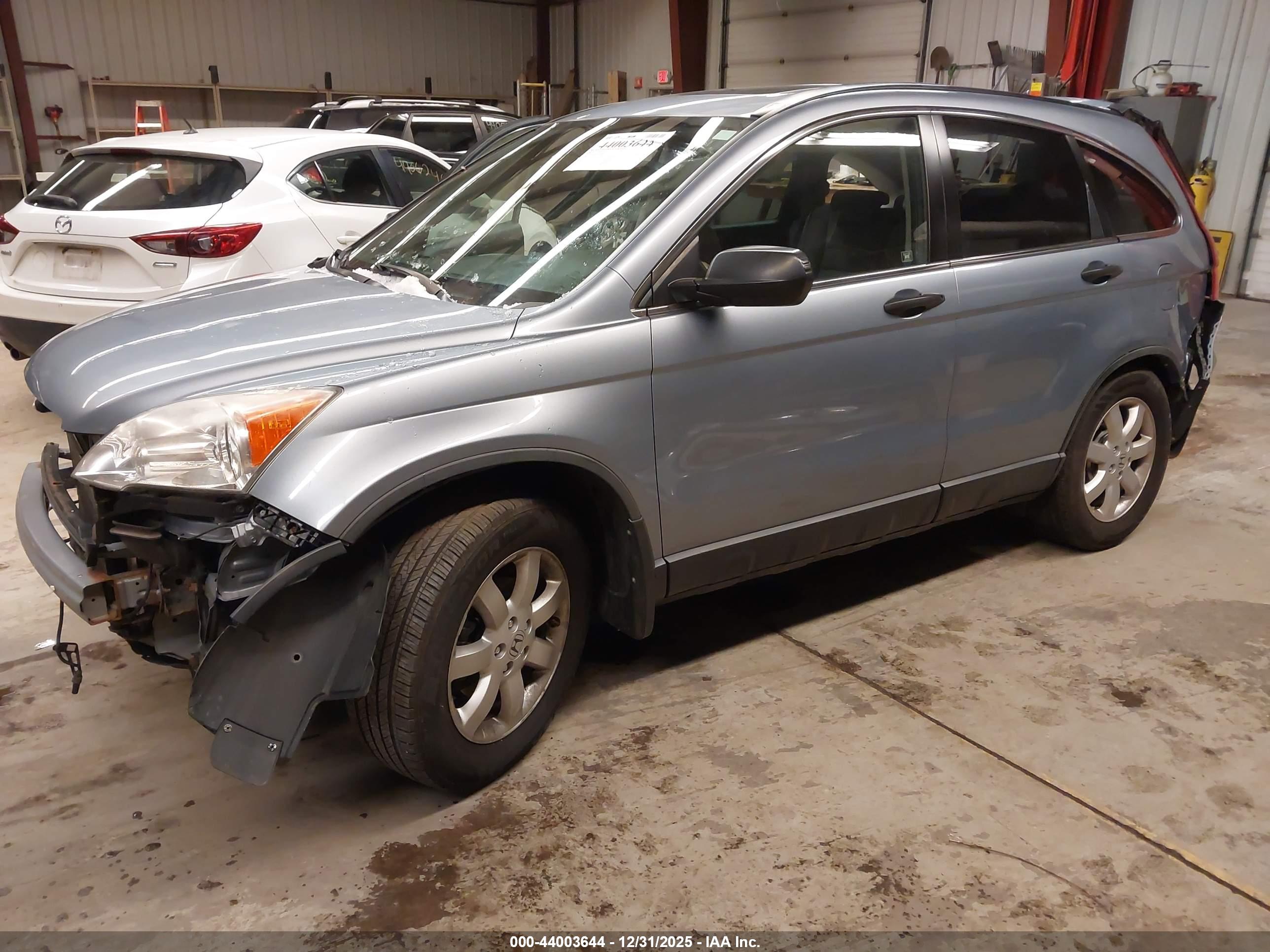HONDA CR-V image 2