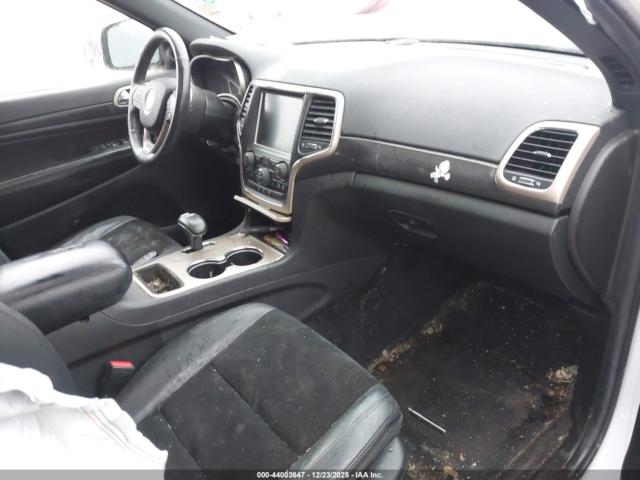 JEEP GRAND image 5