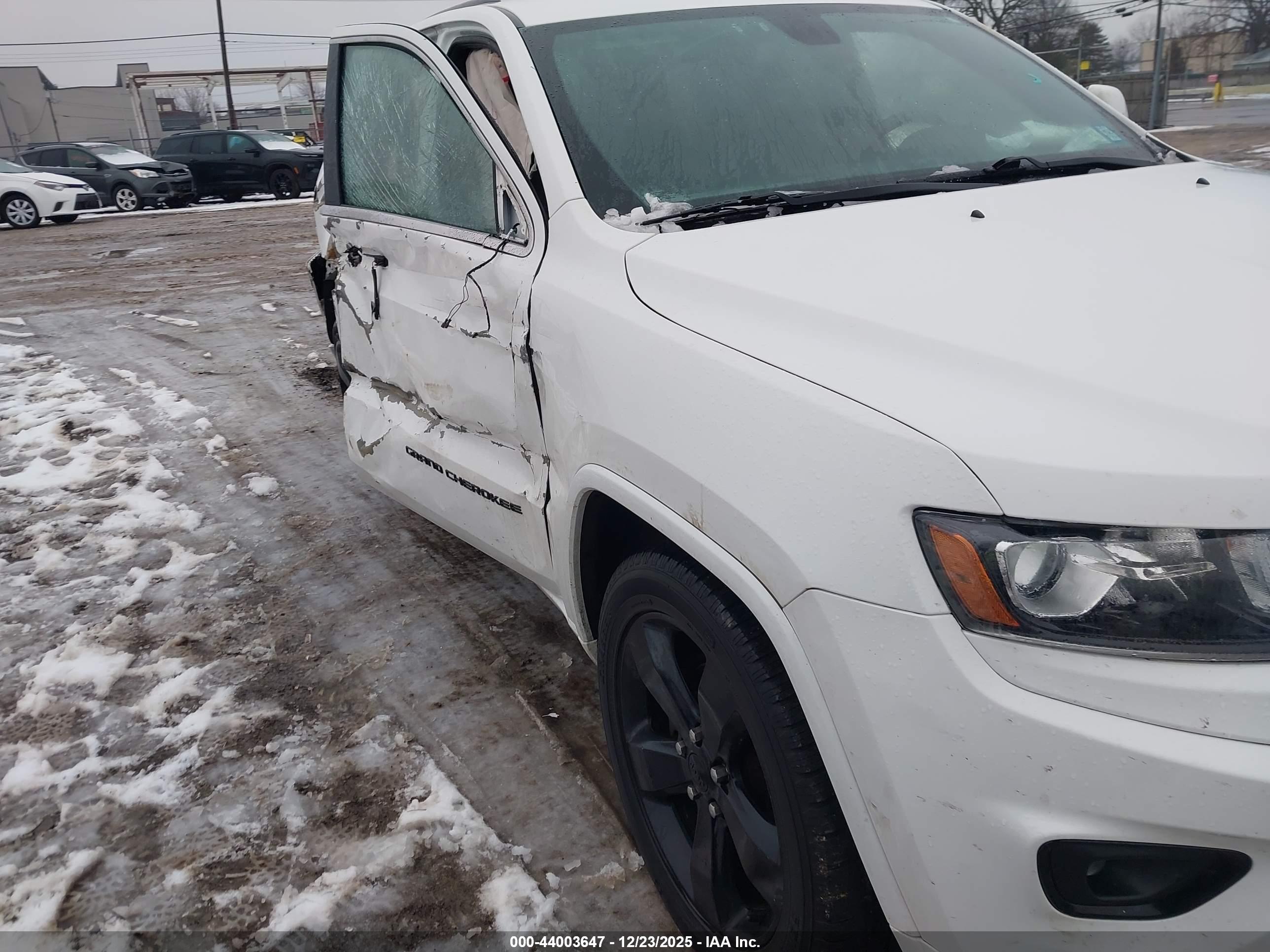 JEEP GRAND image 6